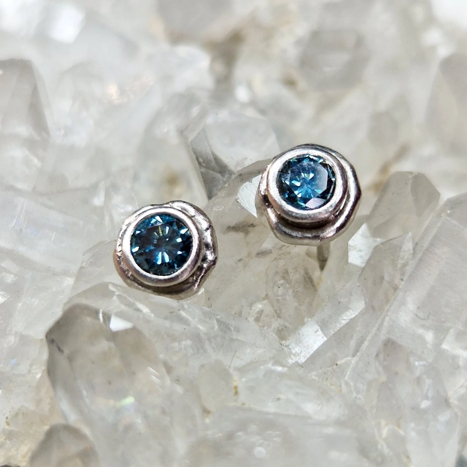 Platinum Jubilee Blue Diamond Aura Earrings