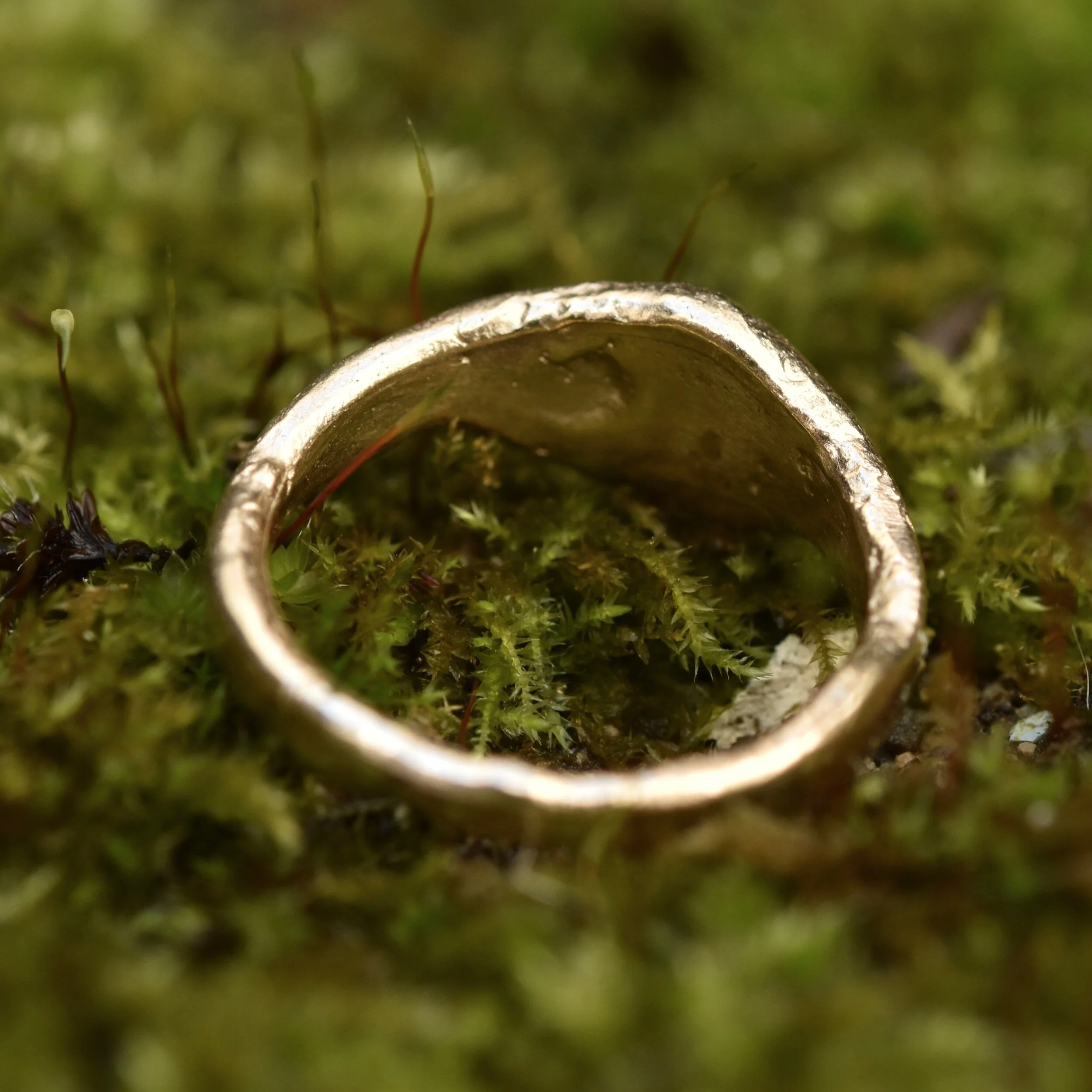 Erin Cox Molten 9ct yellow gold signet pinky ring designer handmade handcrafted jewellery recycled ethically sourced gold Uk Devon local