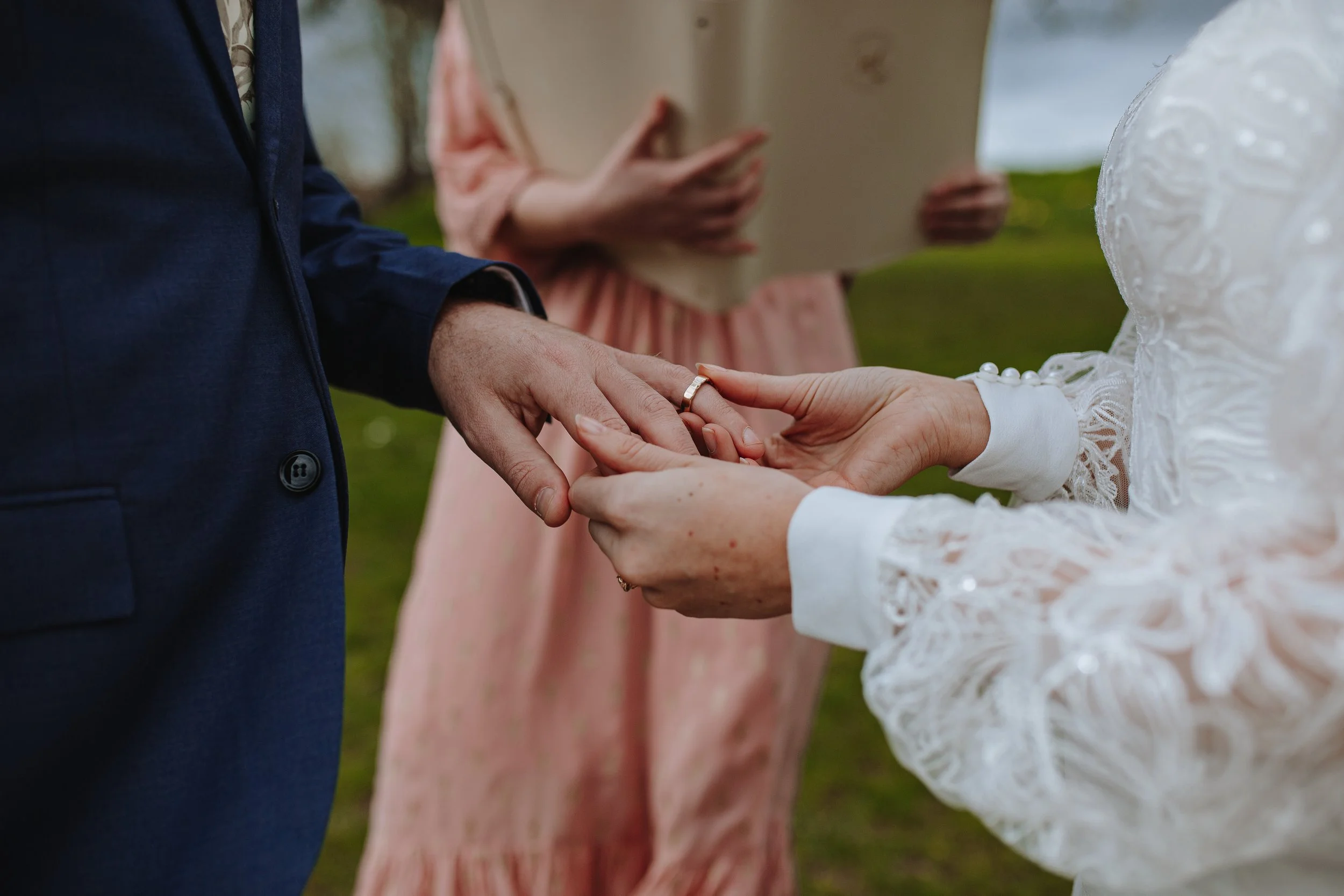 Clover &amp; Fern - Pastel Wedding Shoot