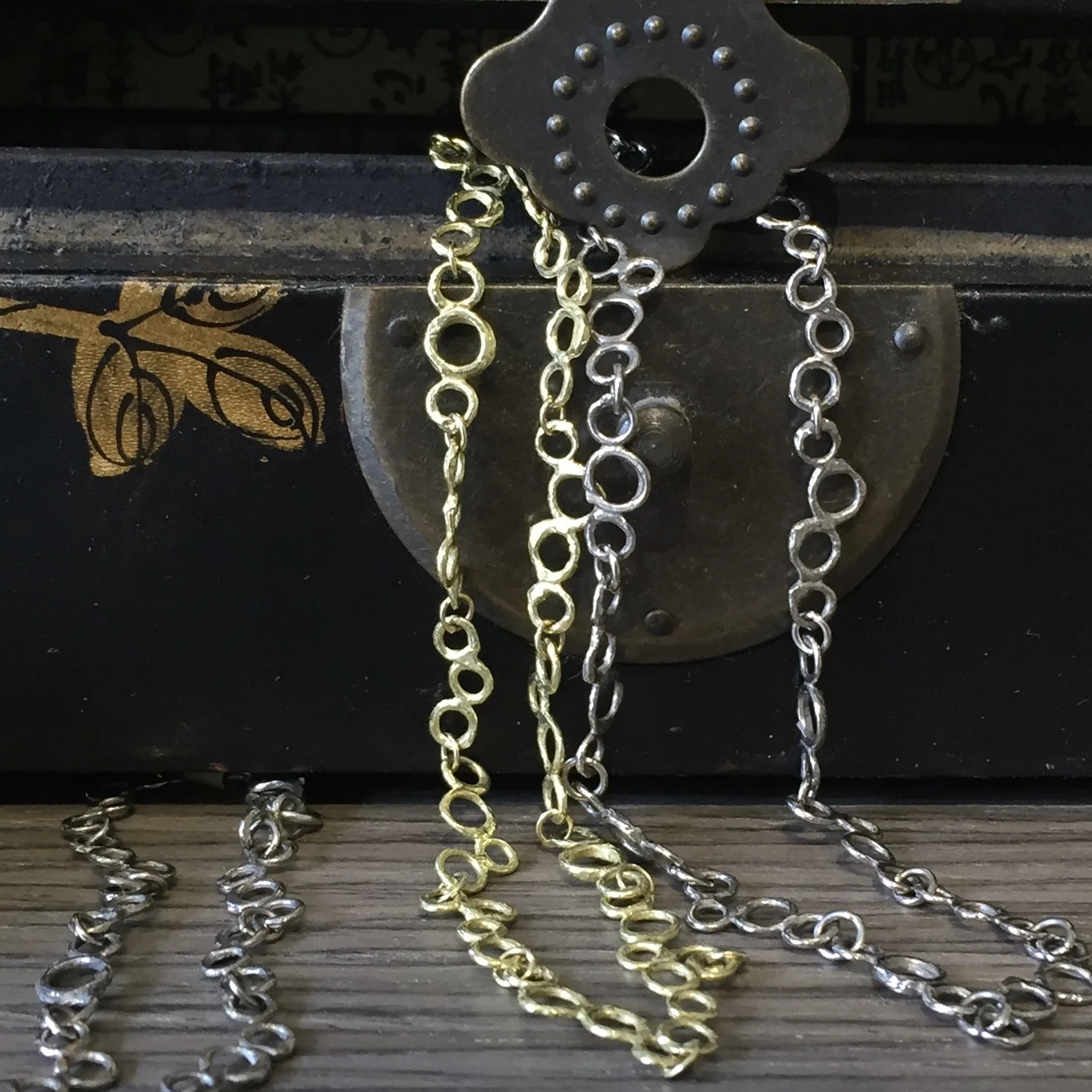 The brilliance of bubble necklaces!