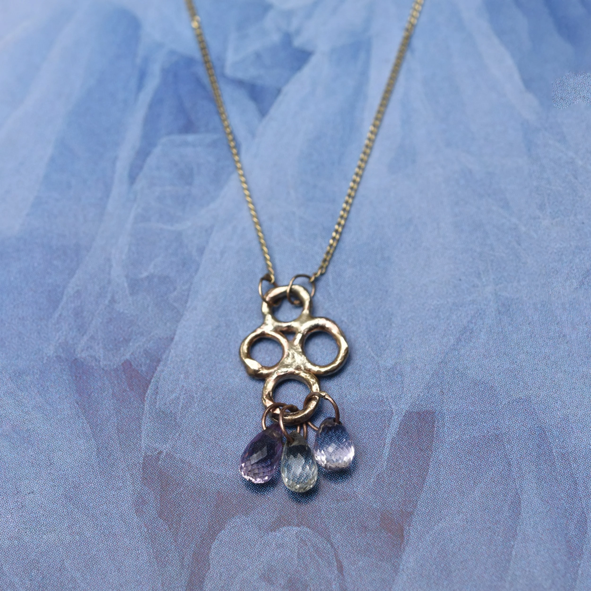 9CT | SAPPHIRE | £495