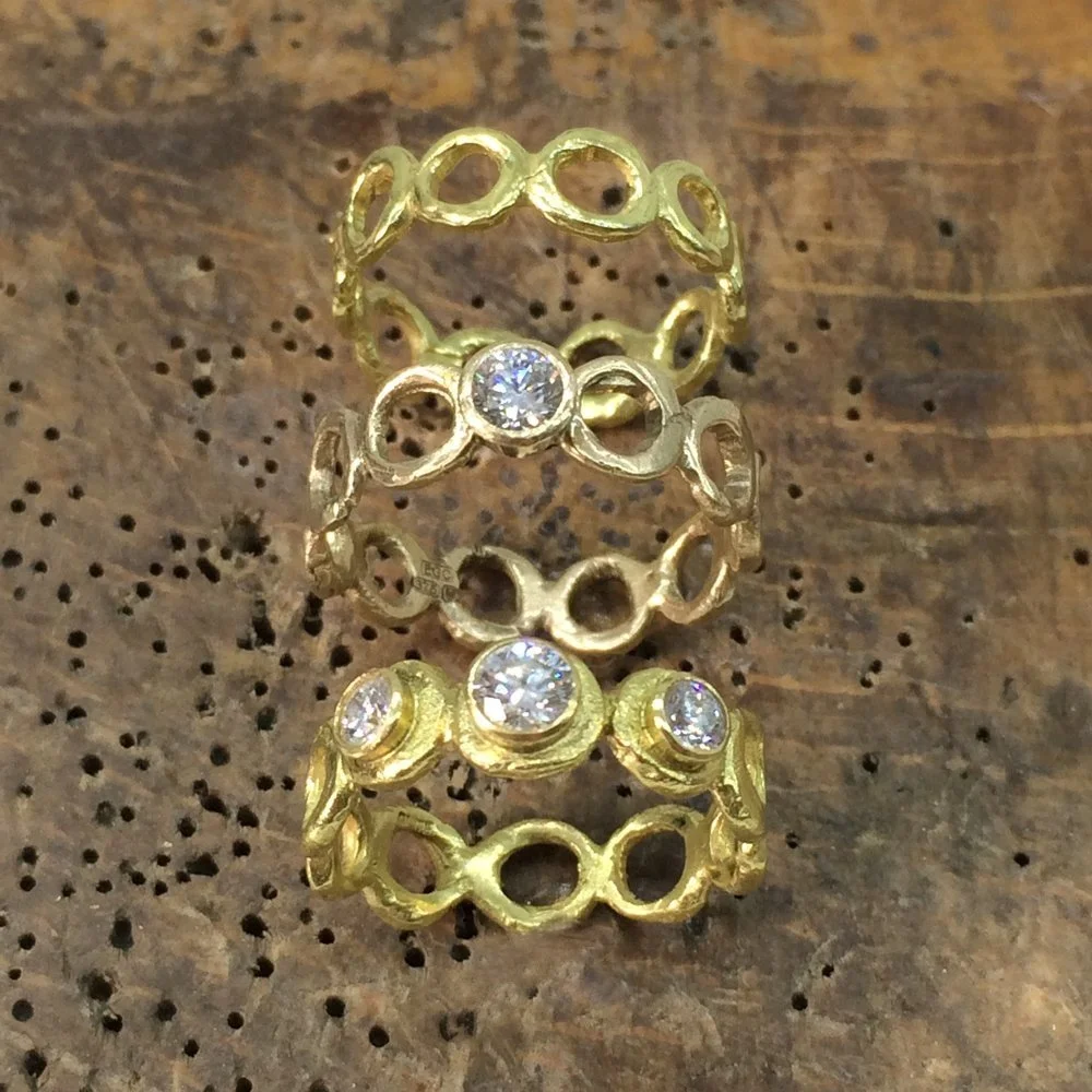 Bubbling Over with Style: A Closer Look at Erin’s Bubble Band Variations