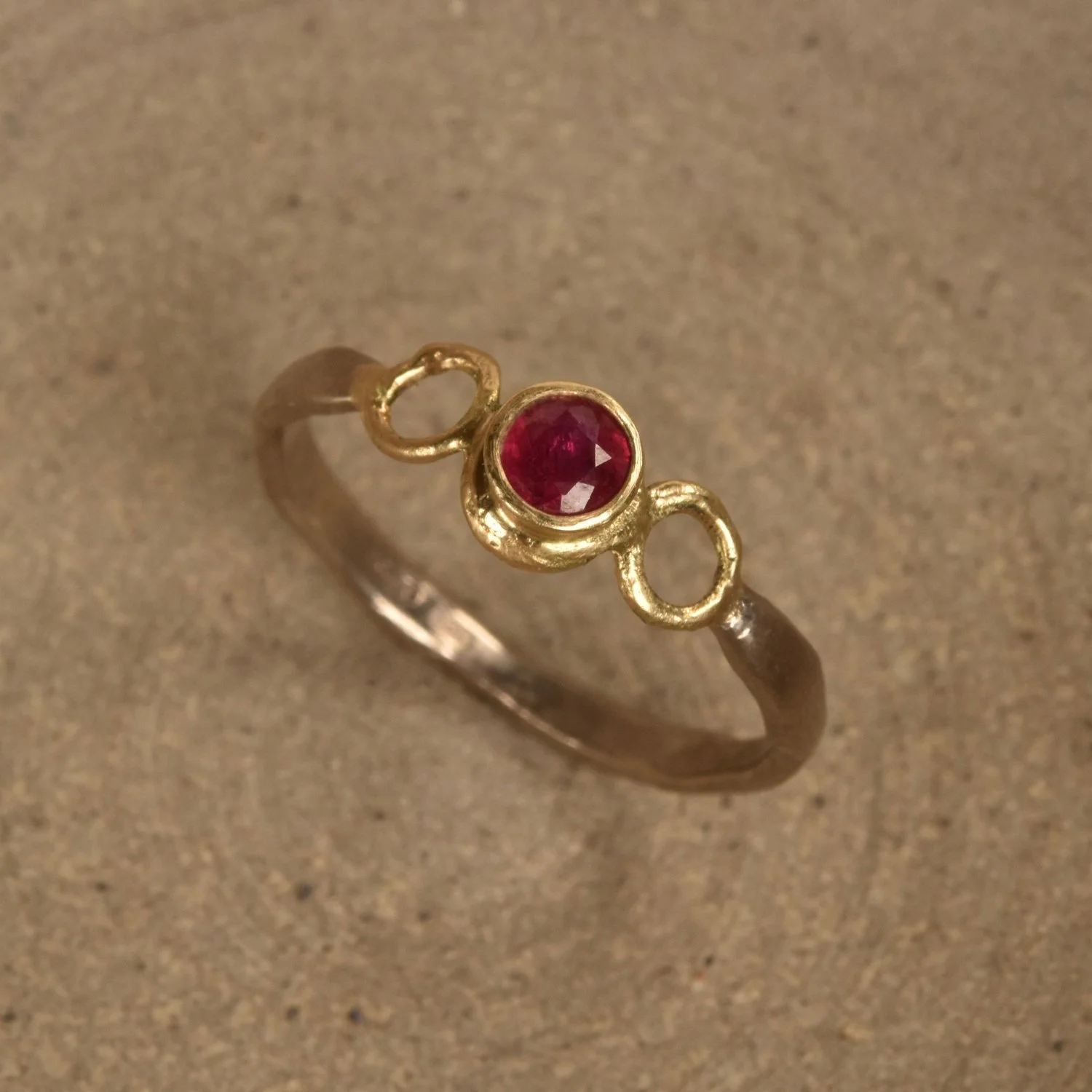 18CT | £1358