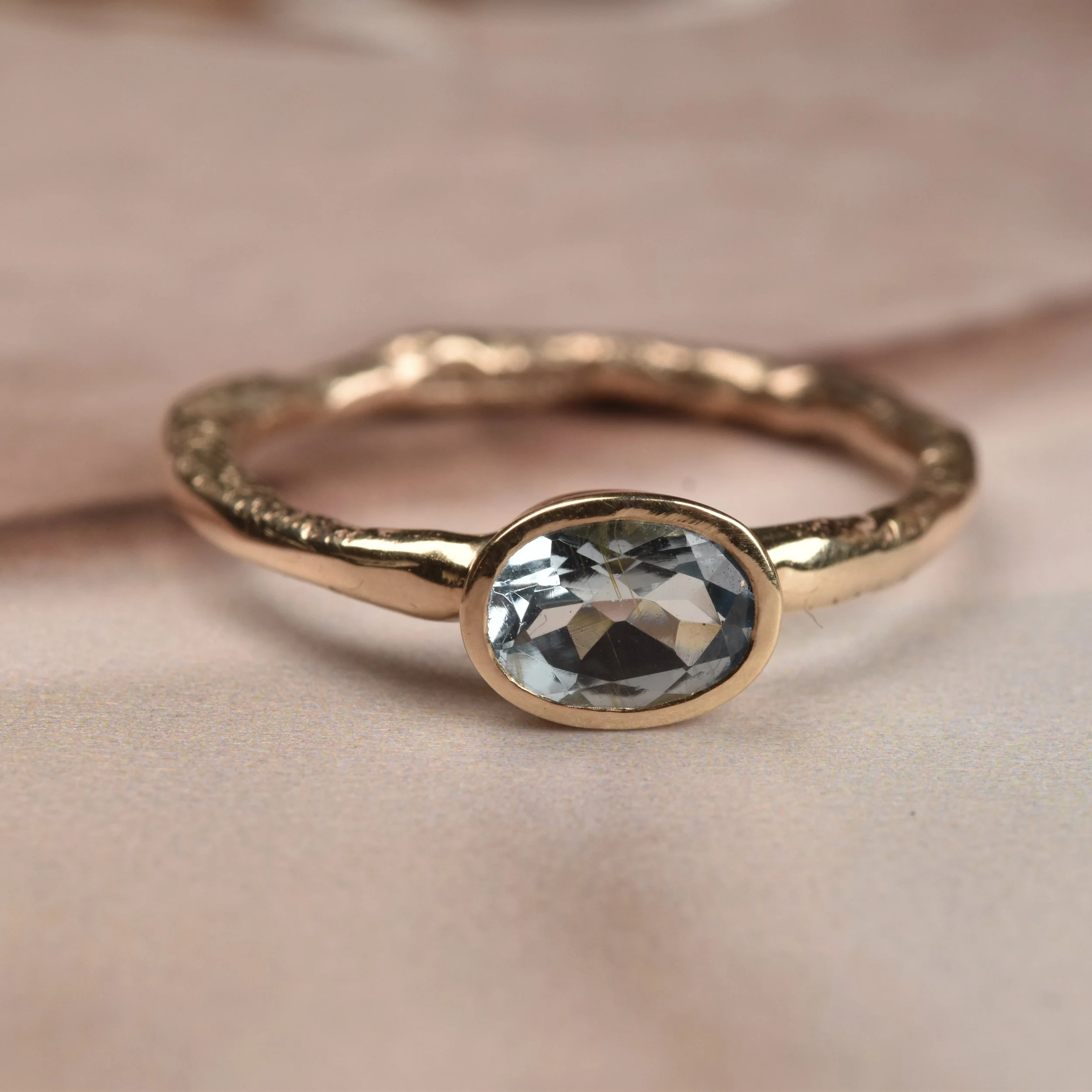 March Birthstone: 10 Fun Facts (Aquamarine)