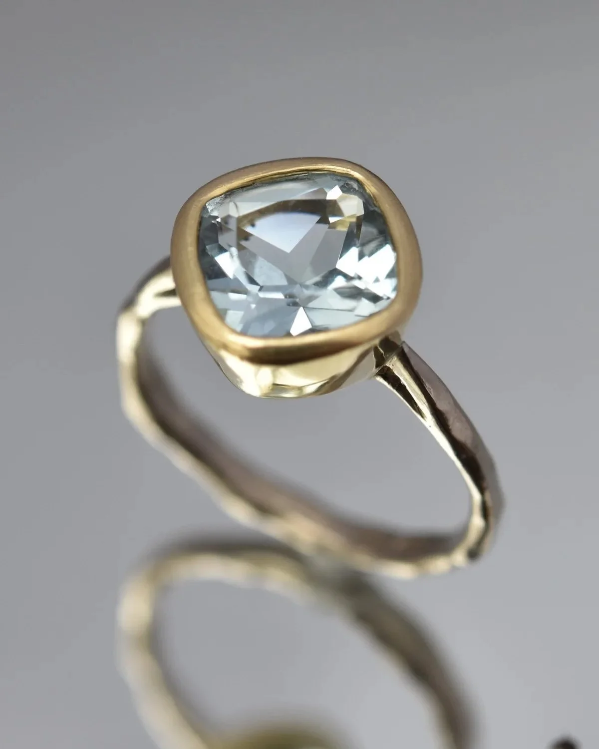 AQUAMARINE