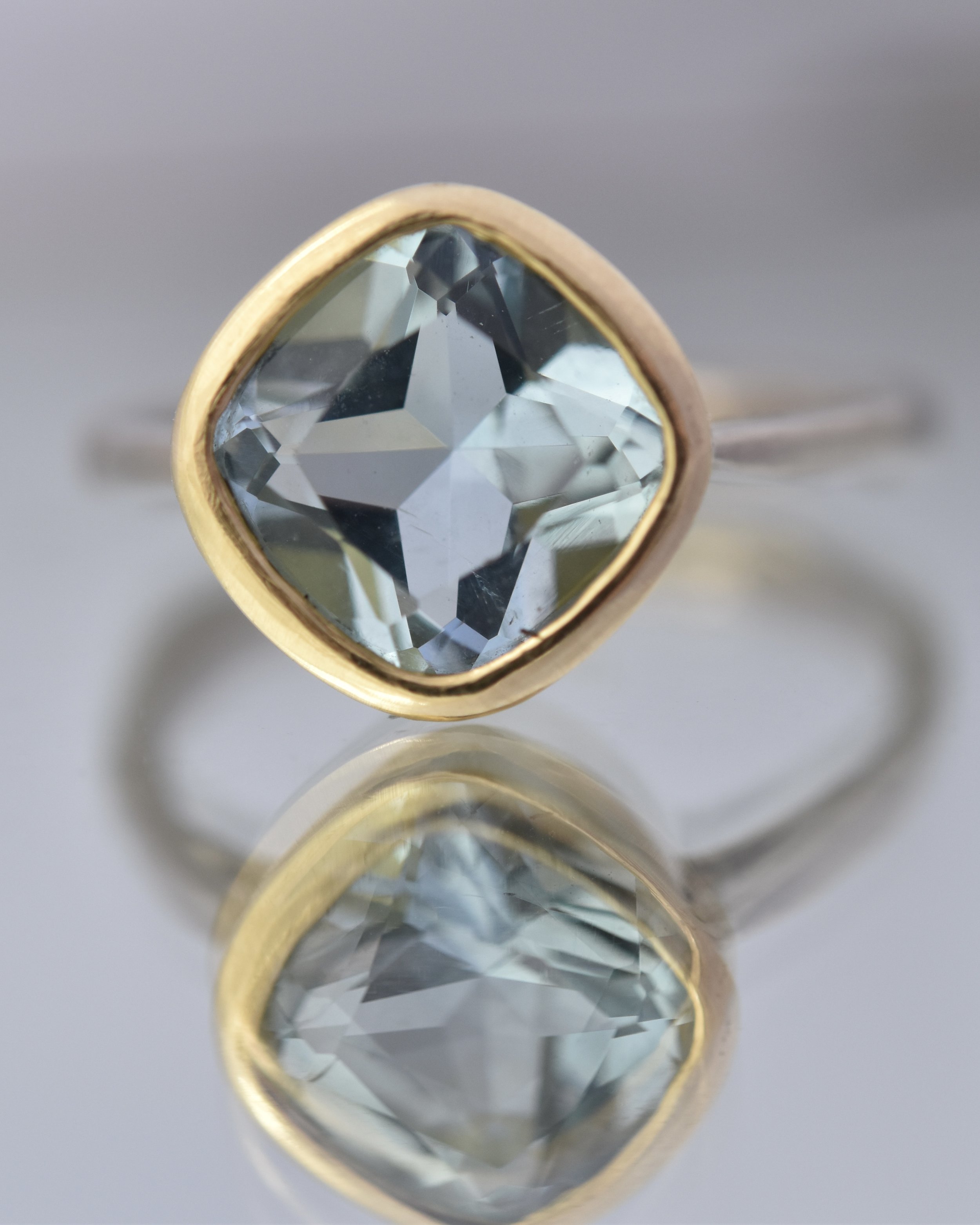 AQUAMARINE