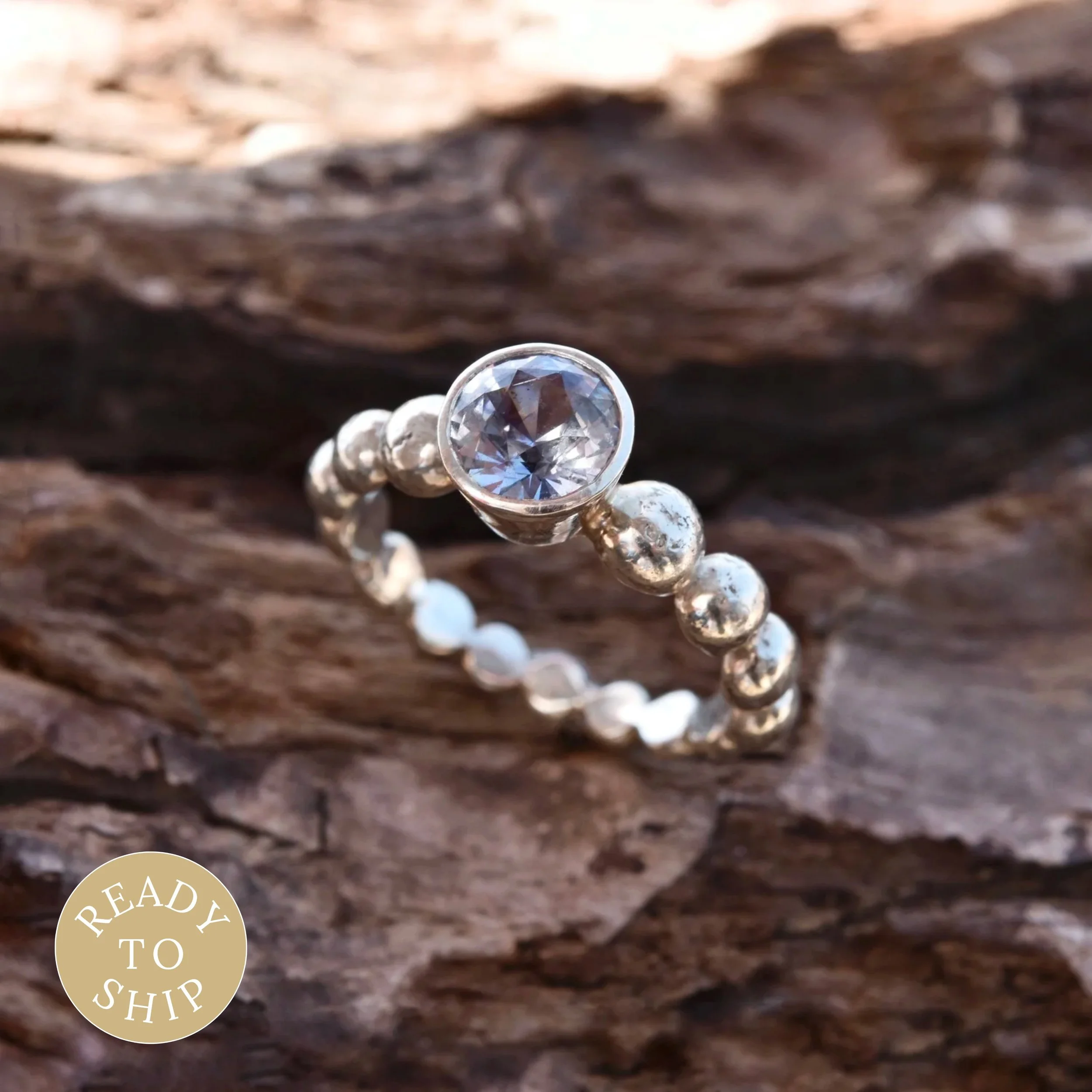 1.43ct Parti Blue/Yellow Sapphire Set in 9ct white gold ‘boulder’ ring