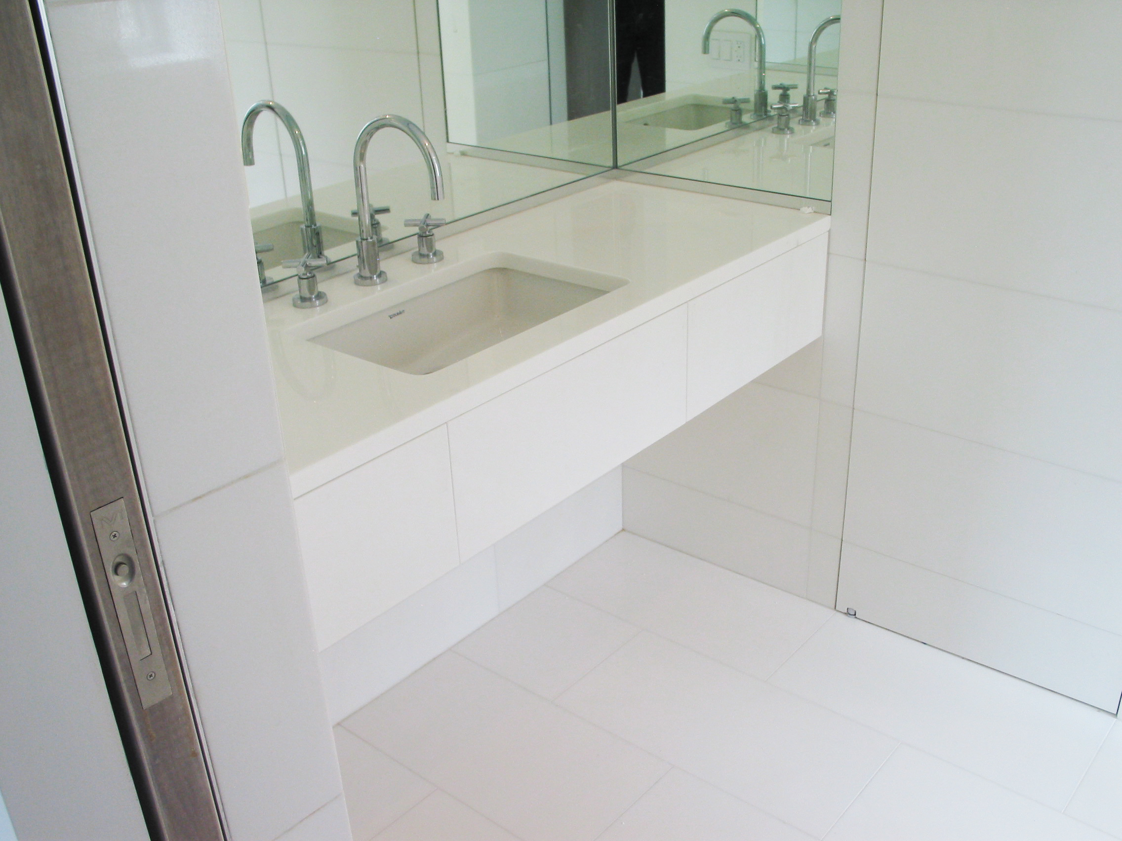 white on white powder bath.jpg