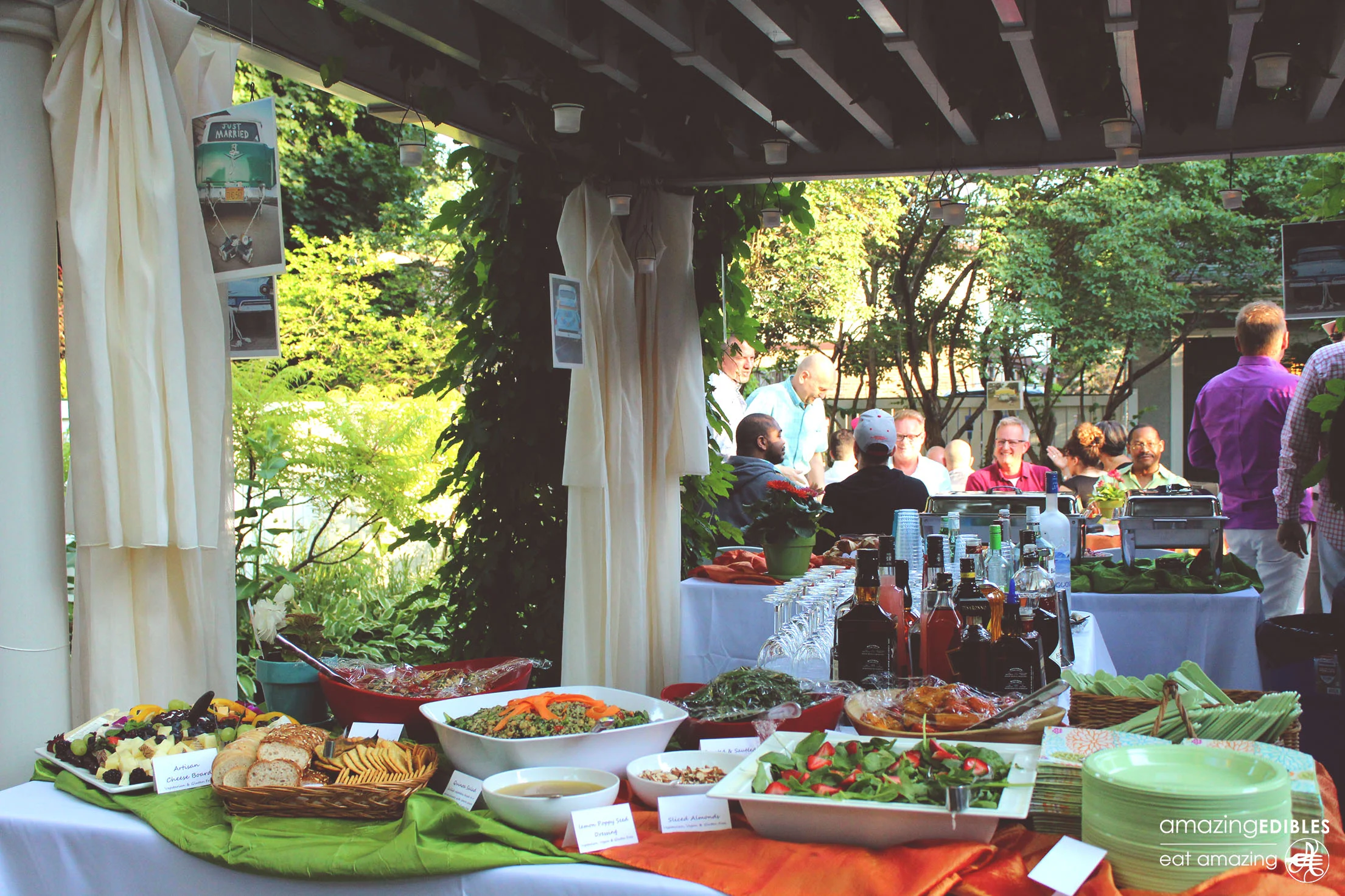 buffet & bar.jpg