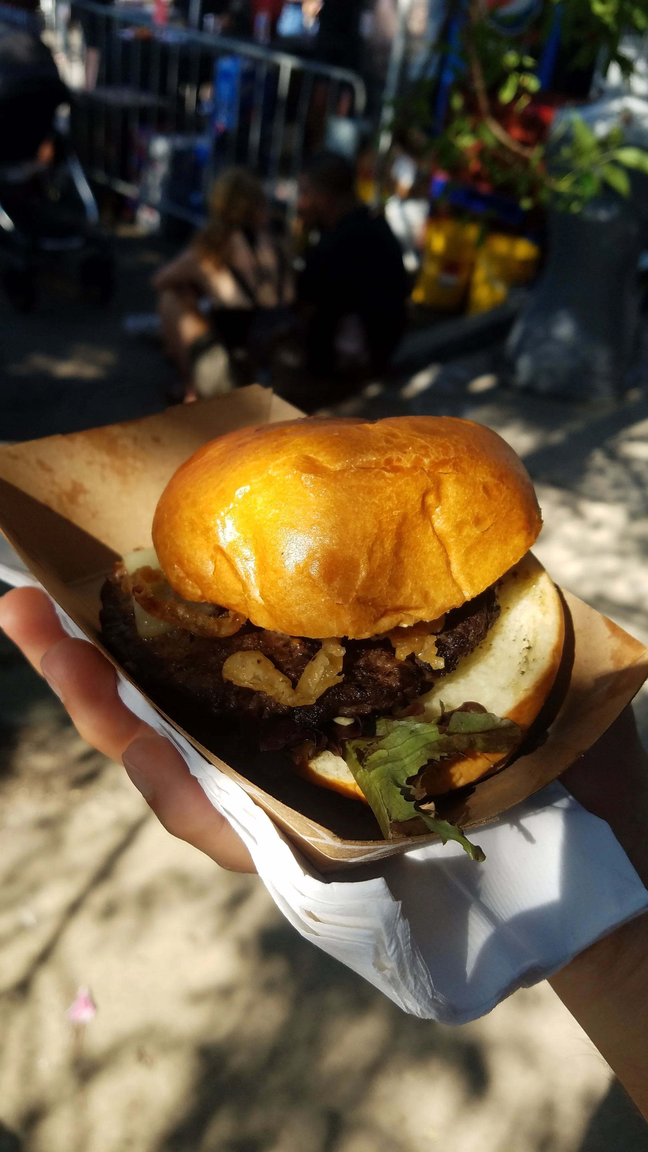 Roscoe Village Burger Fest
