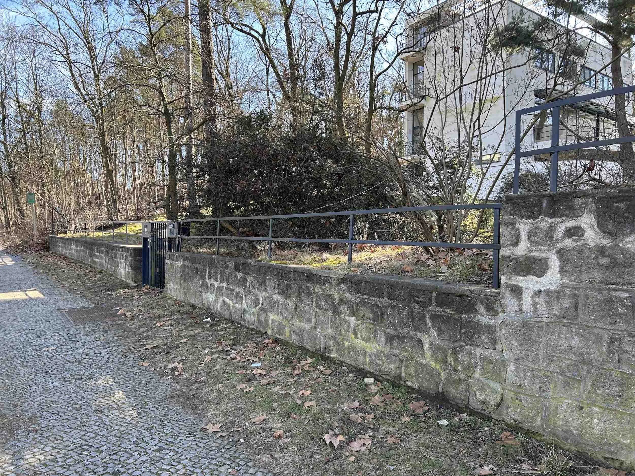 IMG_1228_Mauer nach Osten_500kb.jpeg