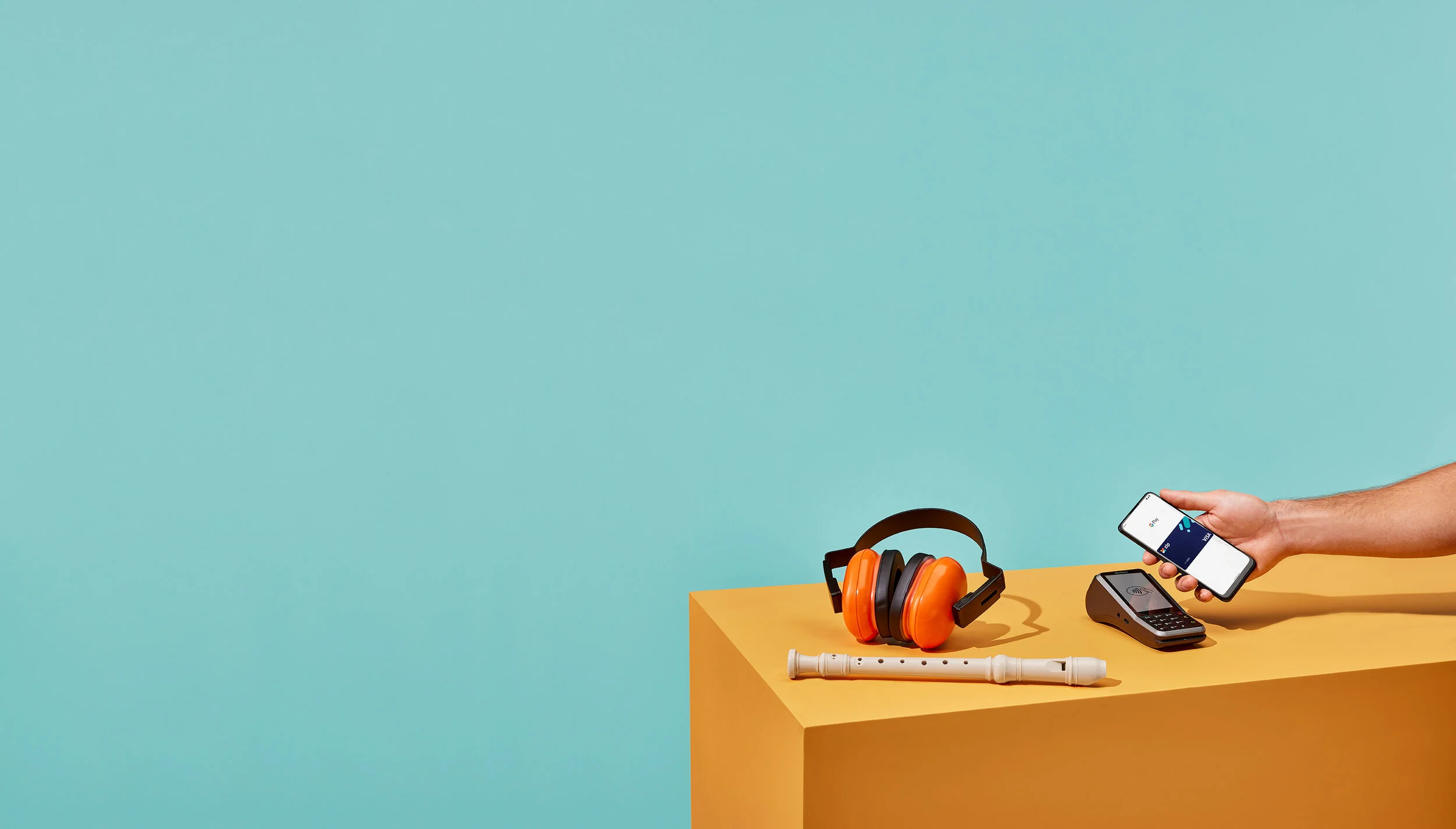 Tap&Zip_Shot02_Recorder+EarMuffs_338_EXT LR.jpg