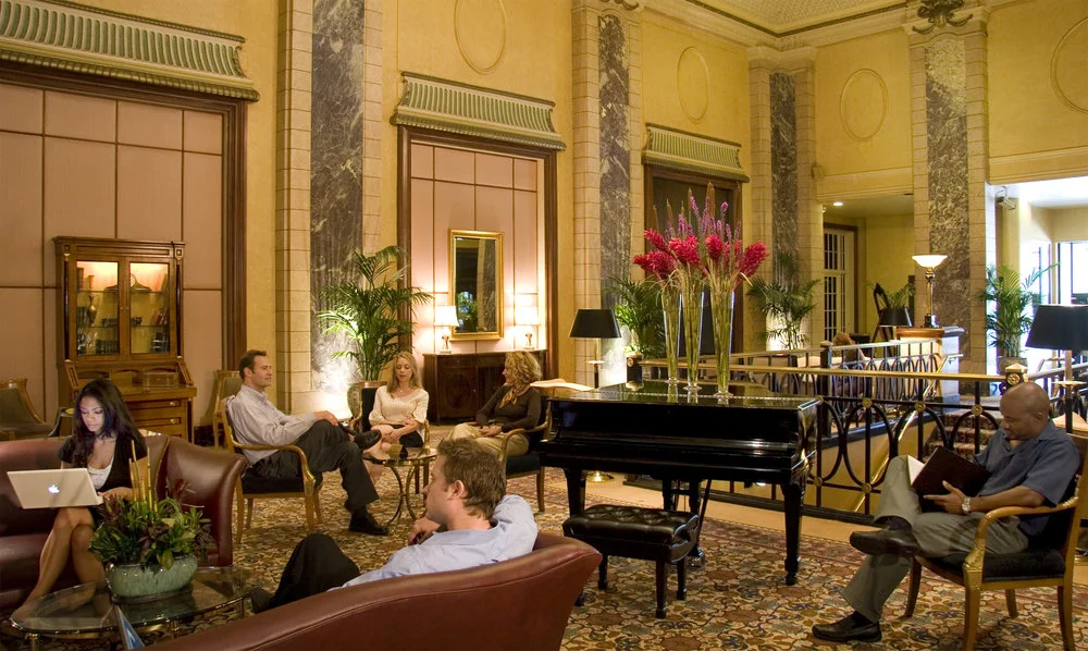 ChicagoPhotographerBeldenLobbyPiano.jpg