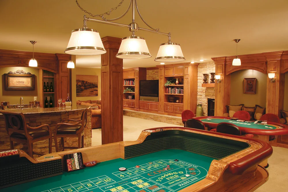 ChicagoPhotographerU3Basement.jpg