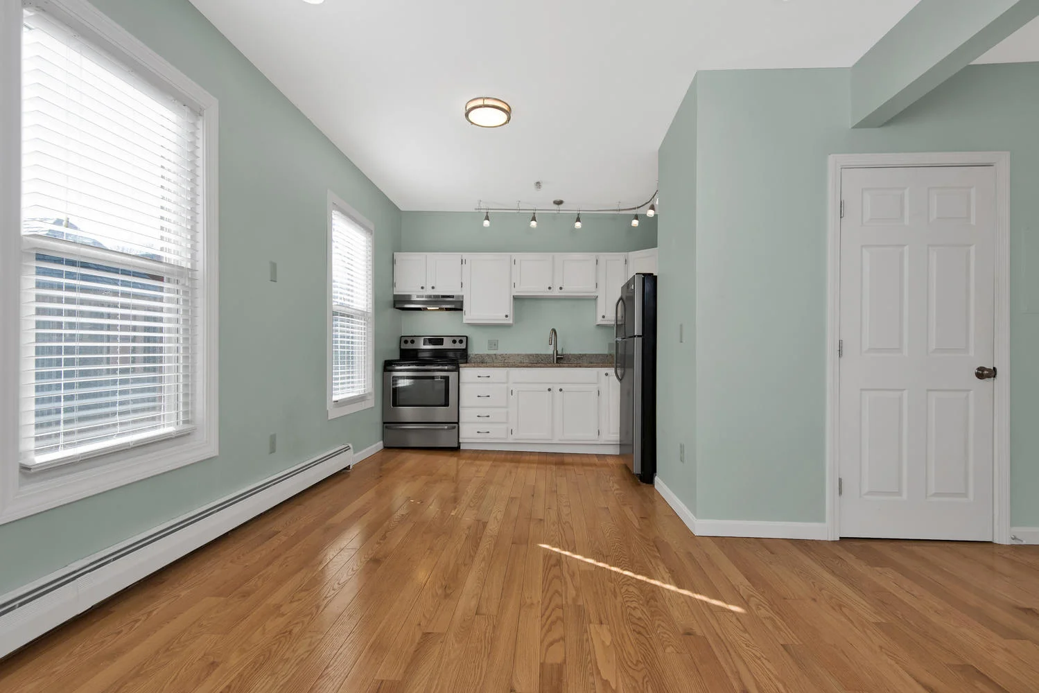 65 Sherman St Unit 12 Portland-large-008-23-Kitchen-1499x1000-72dpi.jpg