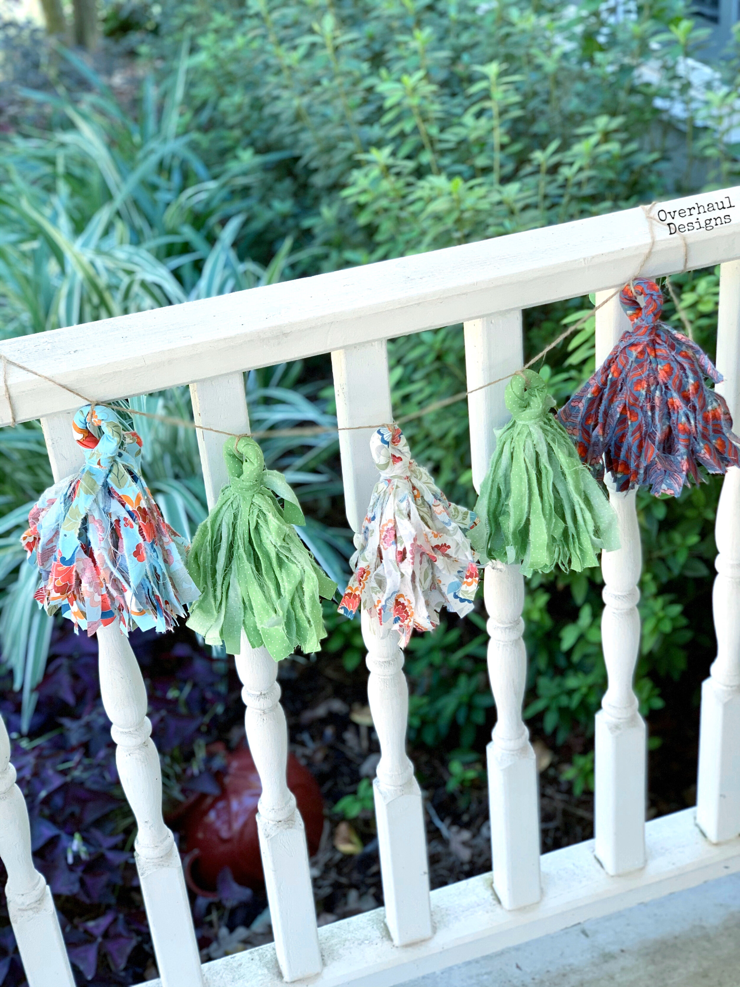 Green:Cream:Blue:Red Floral2.JPG