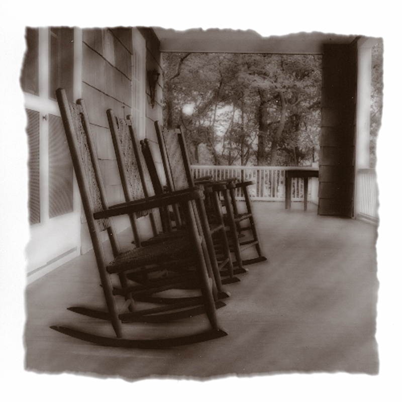 TM06-Rocking chairs-2.jpg
