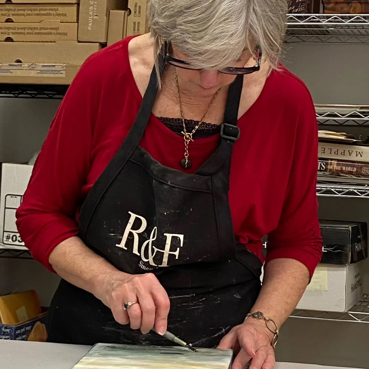 In the zone doing an encaustic demo today. Stop by Sat 1-4 in Studio 206 @ AVA to see the final products!
#encausticpainting #randfhandmadepaints #nhartist #rowing #kayaking #uppervalley #uvrf #sculling #funwithtorches