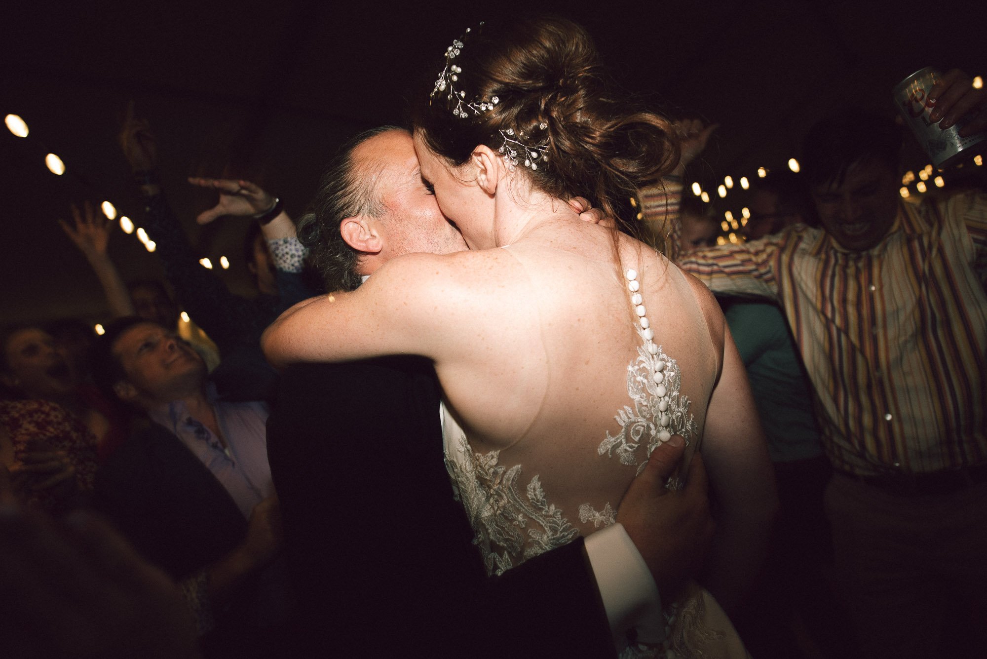 LIZRACHELPHOTO-CHEVYCHASE-MD-WEDDING-PHOTOGRAPHER-BACKYARD-GARDEN-WEDDING-108.jpg