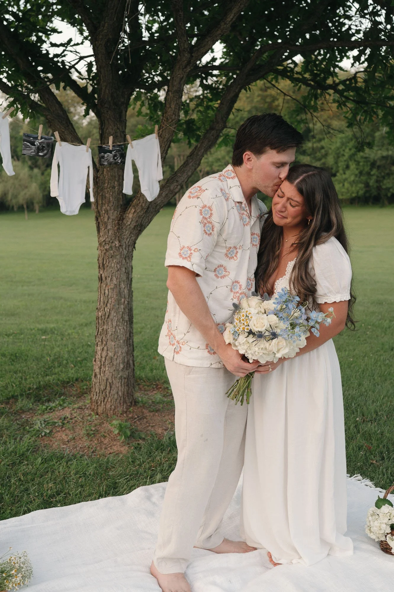 MATERNITY-GENDER-REVEAL-PHOTOSHOOT-DC-PHOTOGRAPHER-LIZRACHELPHOTO-11.jpg