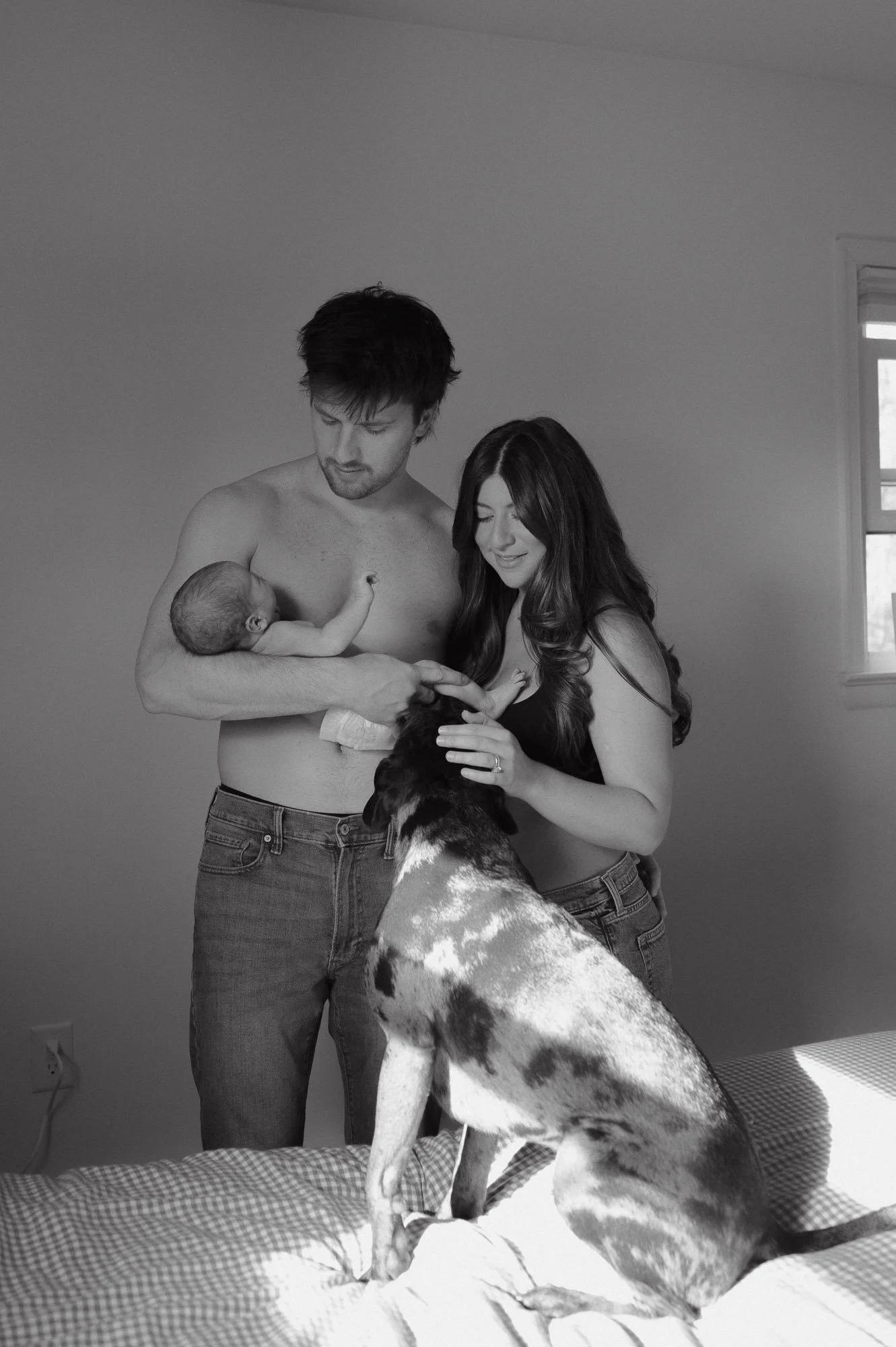 MATERNITY-MOTHERHOOD-IN-HOME-SESSION-DC-PHOTOGRAPHER-LIZRACHELPHOTO-25.jpg