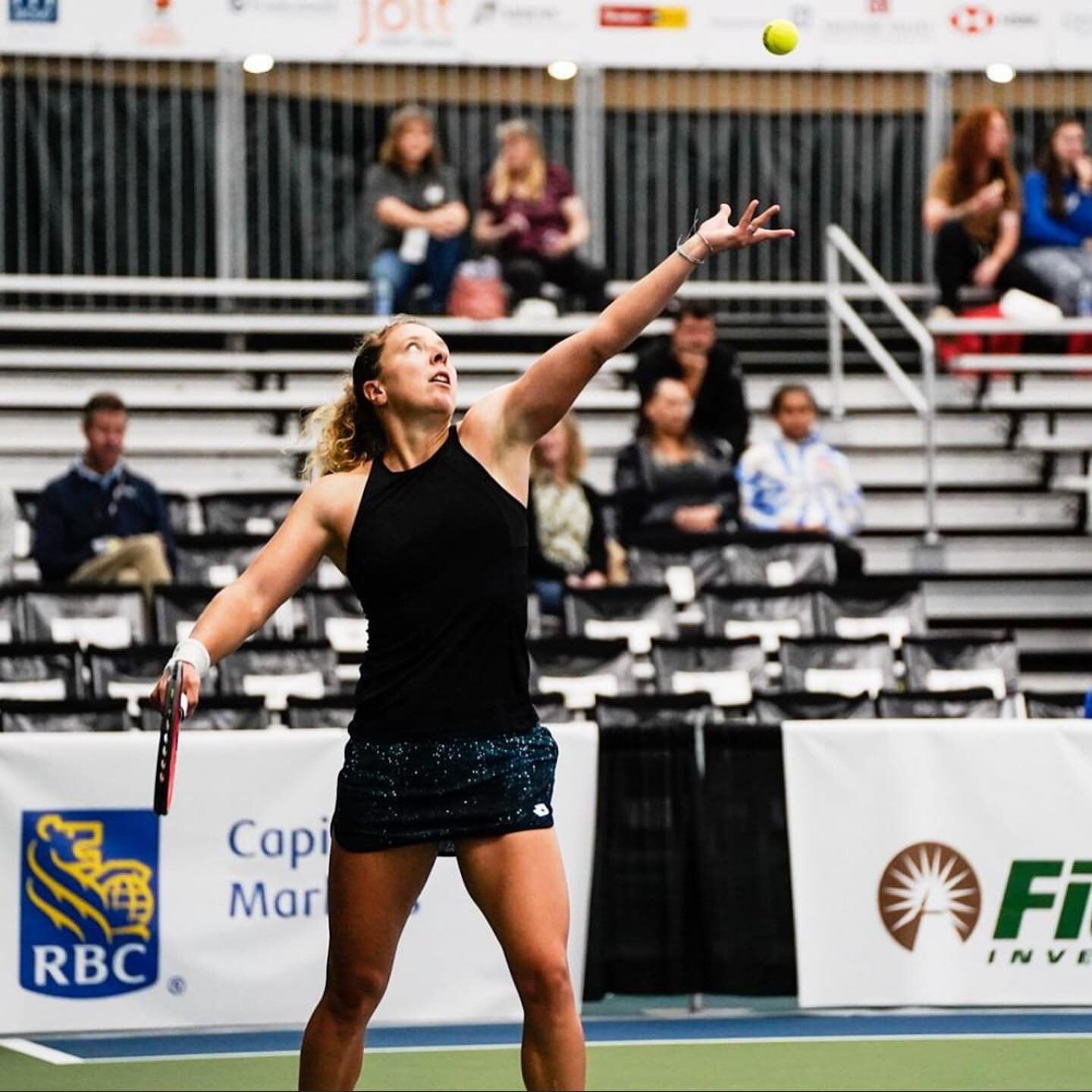 Anna-Lena Friedsam and Ann Li fought a tough fight on stadium court for a spot in tomorrow's singles championship match. Friedsam went 6-4 and 6-2 against Li for the victory! 

Tomorrow is the last day of the 34th annual Dow Tennis Classic. Come out 