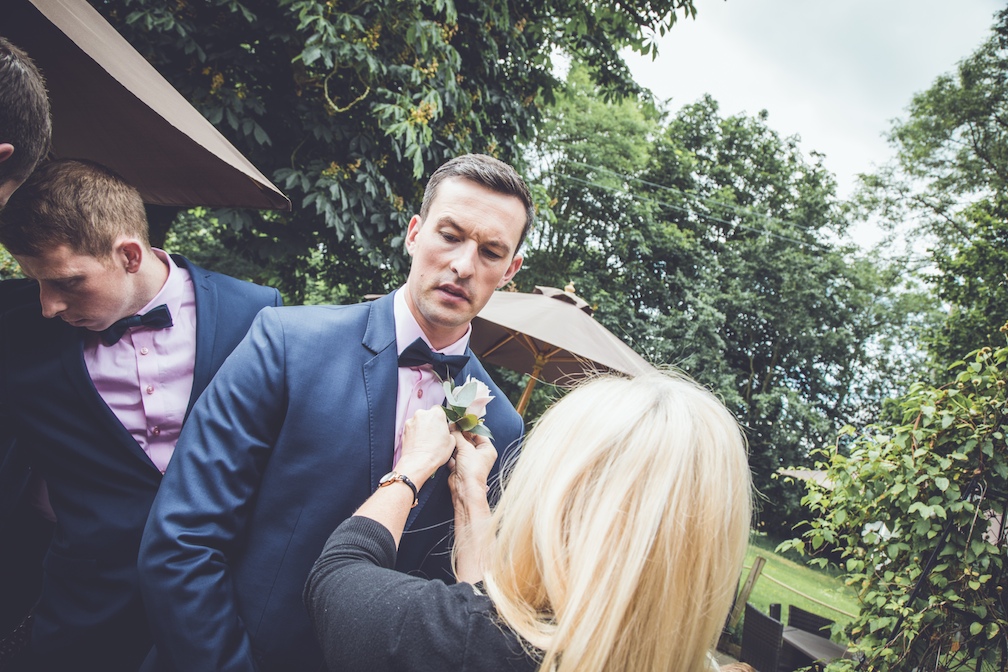 Mr & Mrs Robertson 261.jpg
