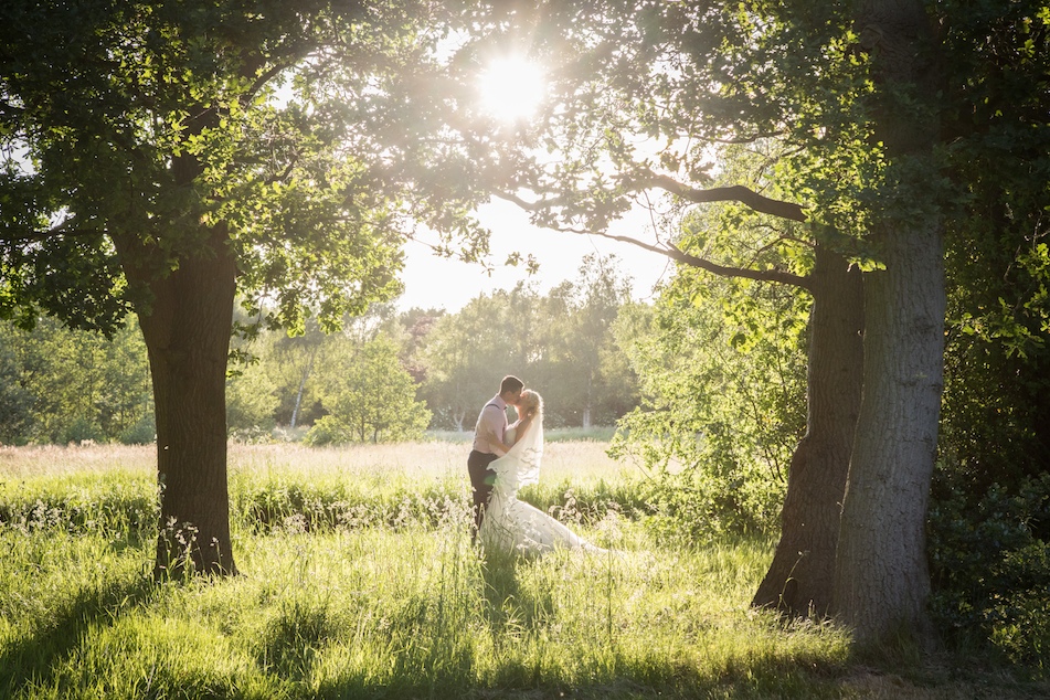 Mr & Mrs Robertson 687.jpg