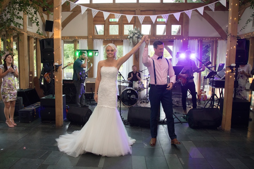 Mr & Mrs Robertson 696.jpg
