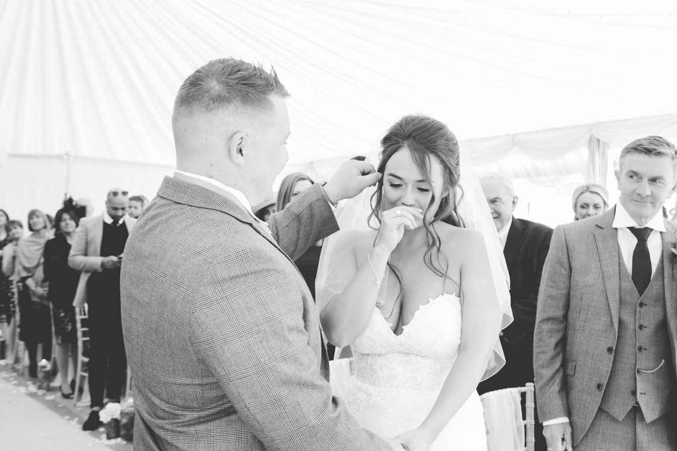Thornton Manor Lakeside Wedding Photography (123 of 221).jpg