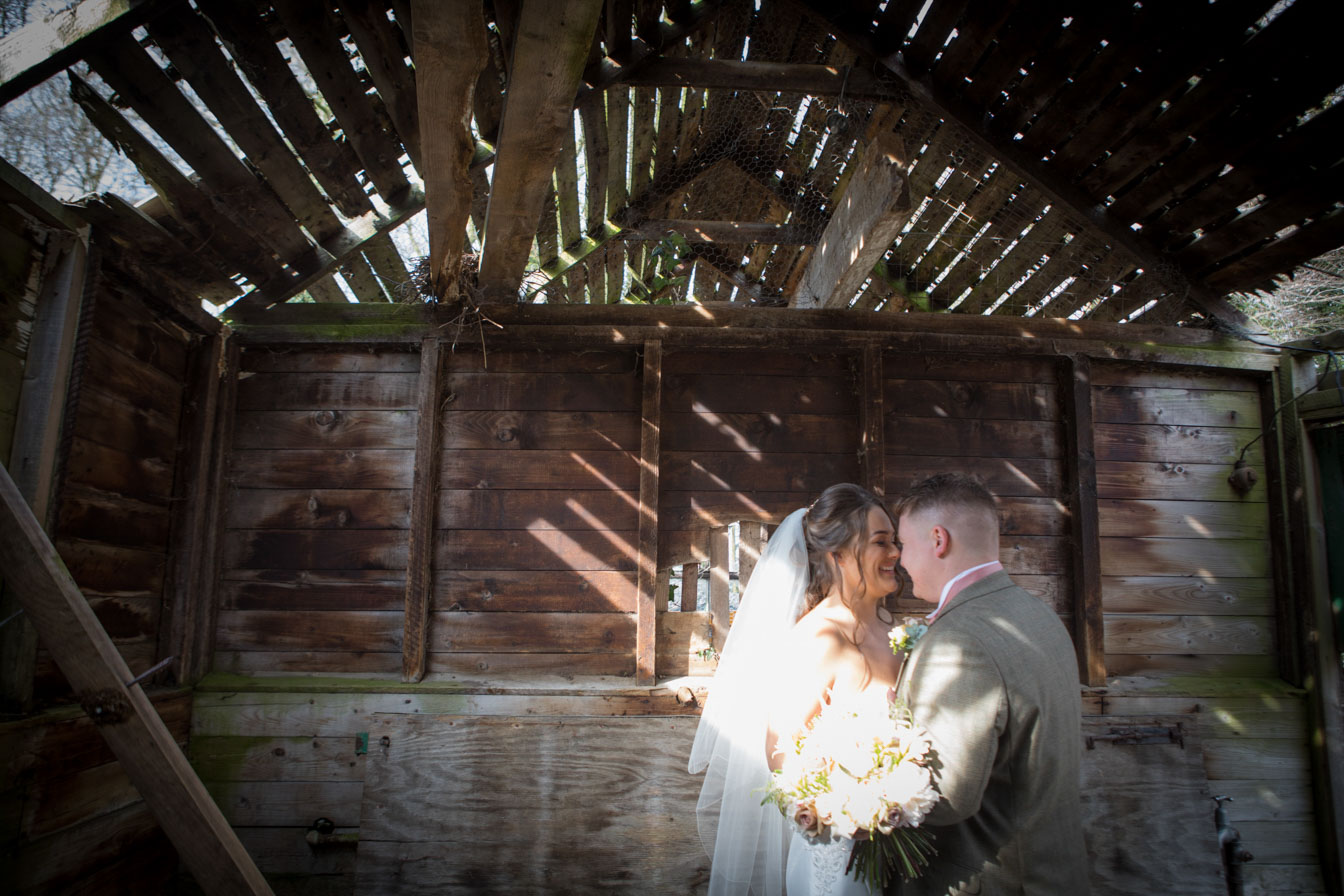 Thornton Manor Lakeside Wedding Photography (147 of 221).jpg