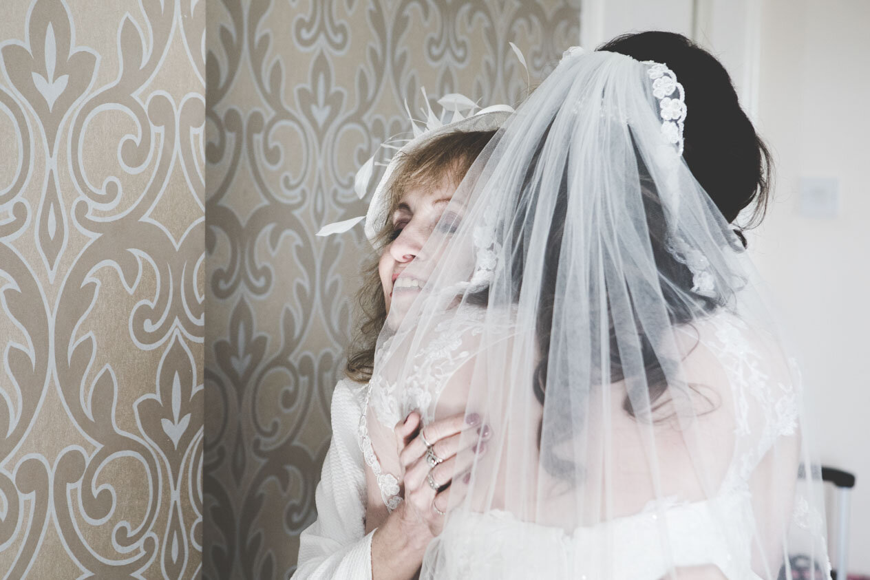 Mr & Mrs Halliwell-96.jpg