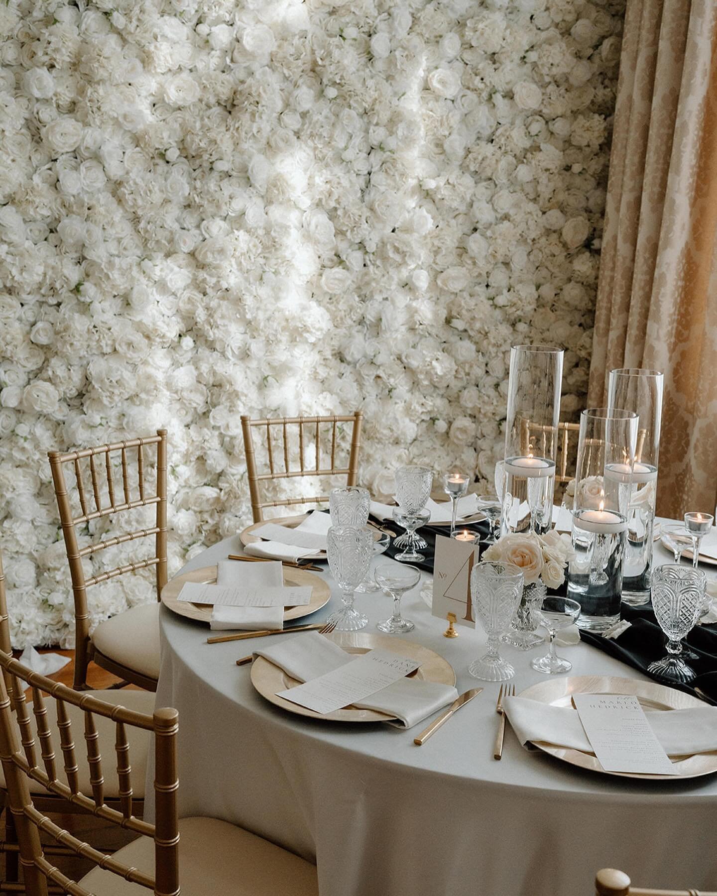 It&rsquo;s all in the little d e t a i l s✨

Design + Decor: @polishedeventsconcord 
Florals: @poppiesfloral 
Photography: @toujoursphoto