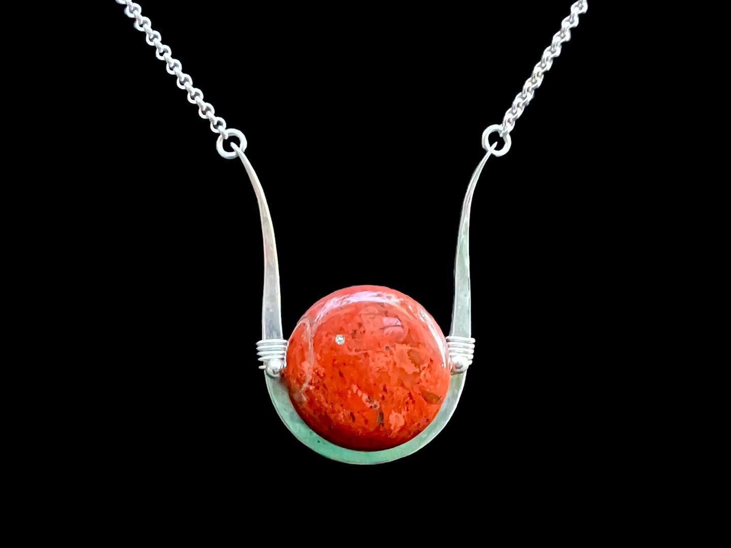 Red Jasper Hathor Amulet in Sterling Silver 🌙

RED JASPER 

Base Chakra &hearts;️

Element - Fire 🔥

🤱 Jasper is known as the &ldquo;supreme nurturer&rdquo;, calming, sustaining &amp; supporting through times of stress, bringing tranquility &amp; 