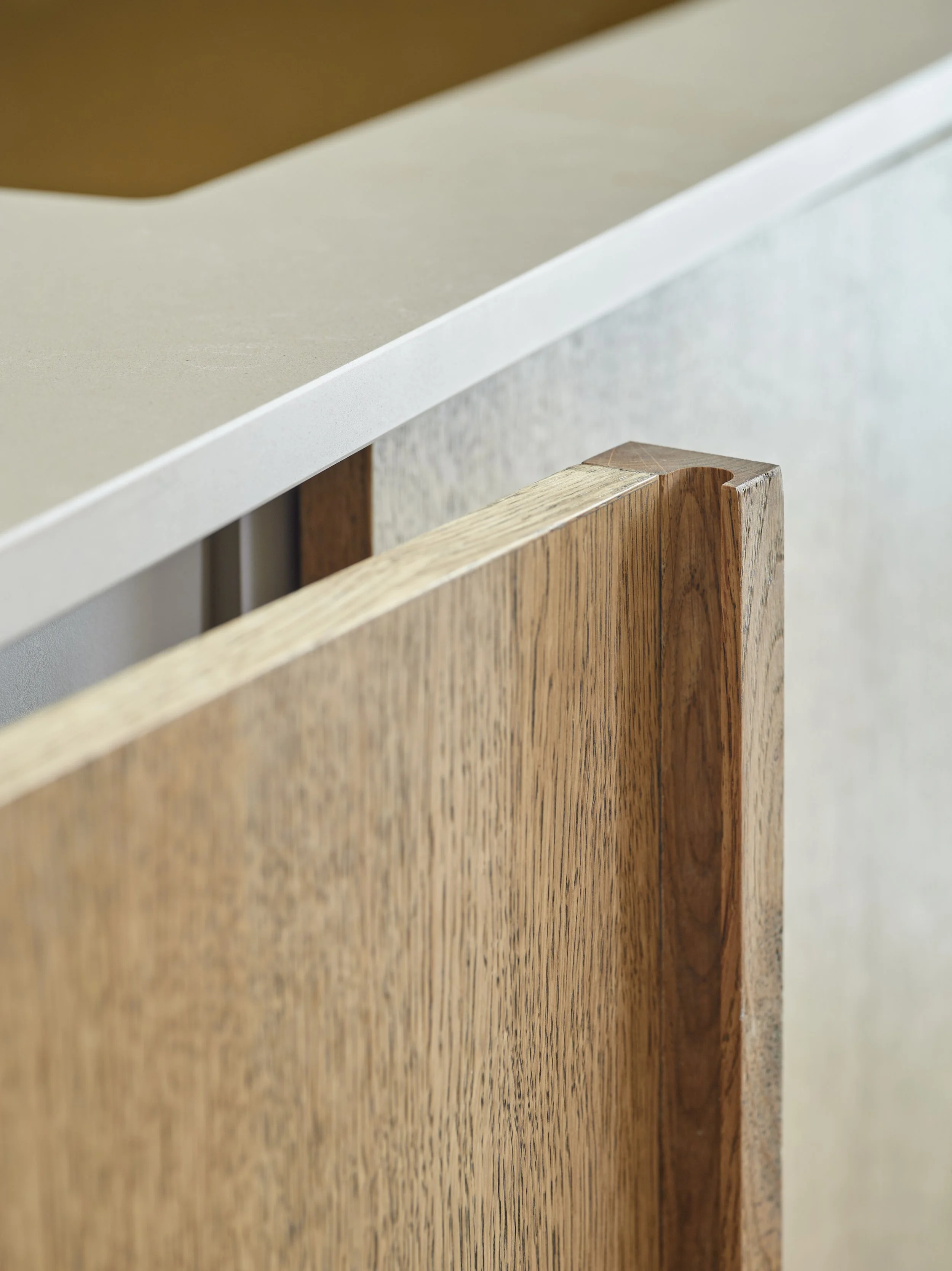 deurgreep-lovingwoodz-luxehoutenkeuken.jpg
