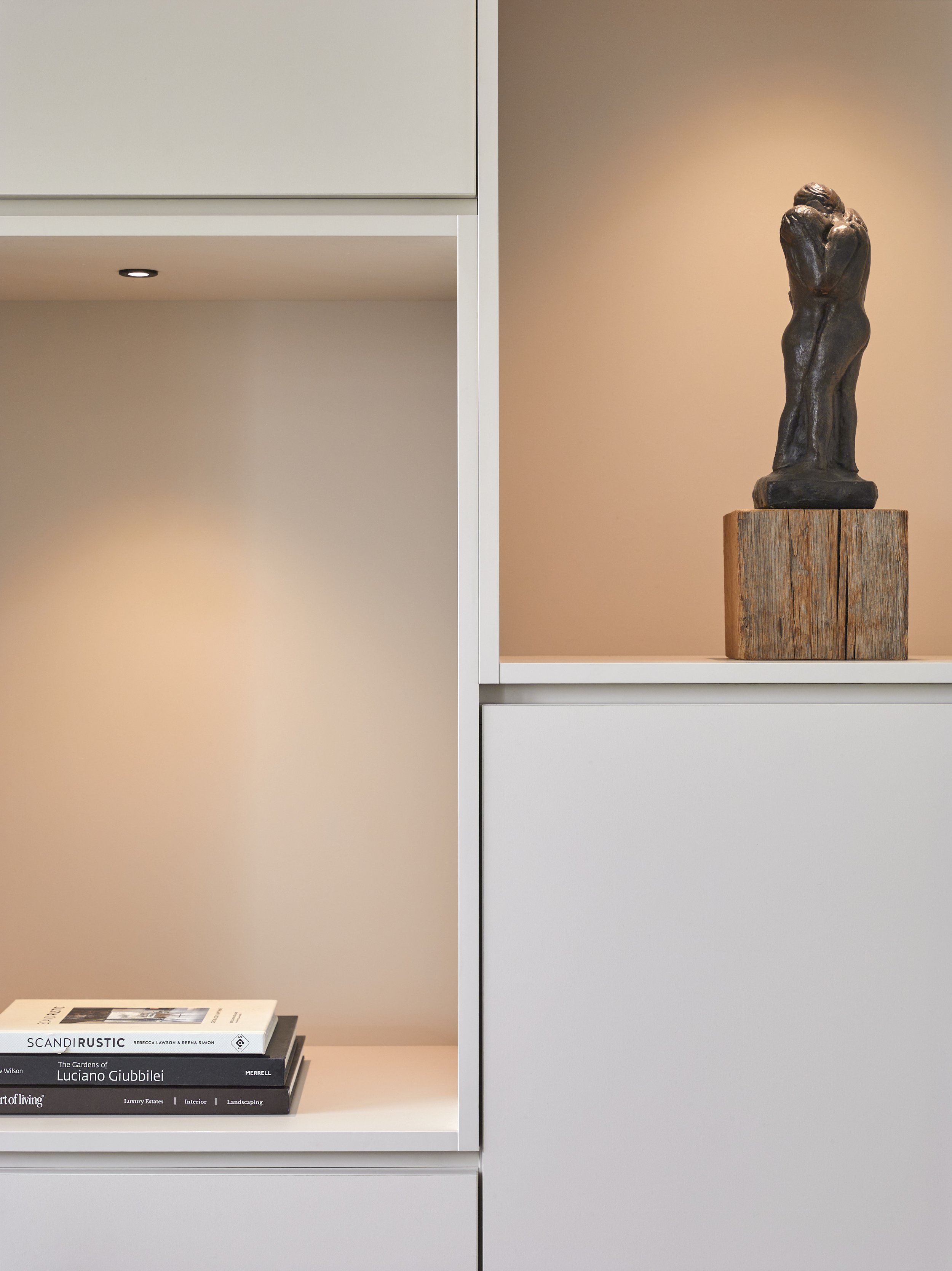interiorbythijs-lovingwoodz-sfeerkast.jpg