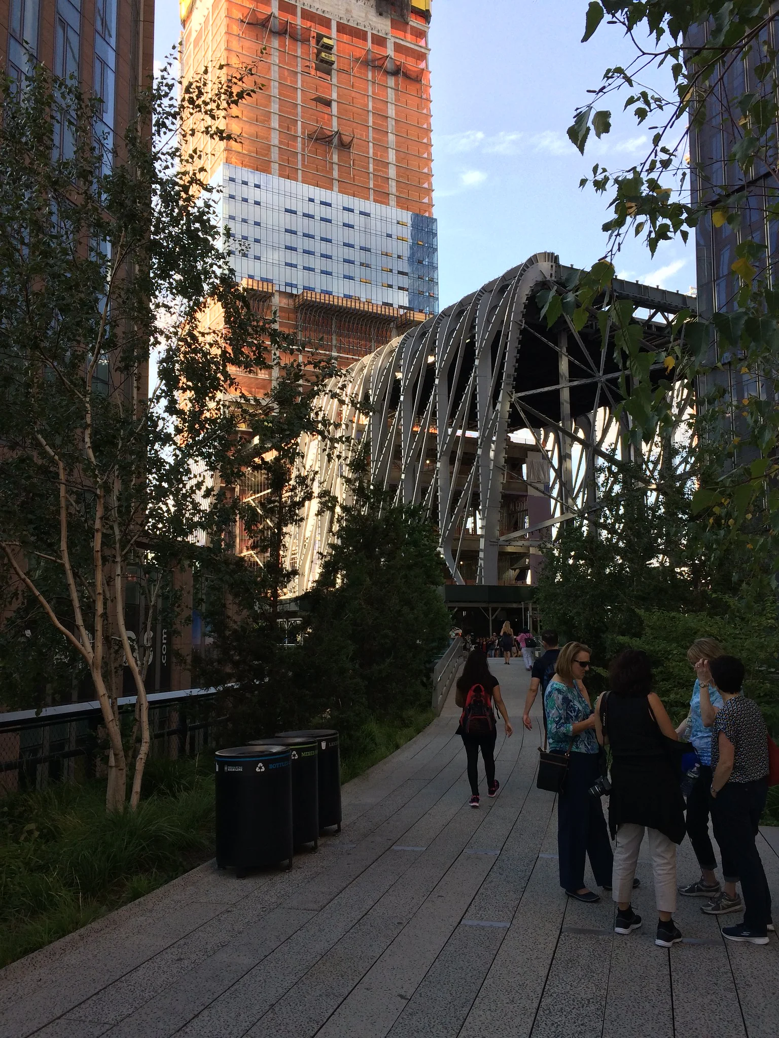 New York City's High Line, in the foreground, and Hudson Yards, under construction in this photo, are symbols of the city's recent focus on the wealthy. Photo by Yonah Freemark.