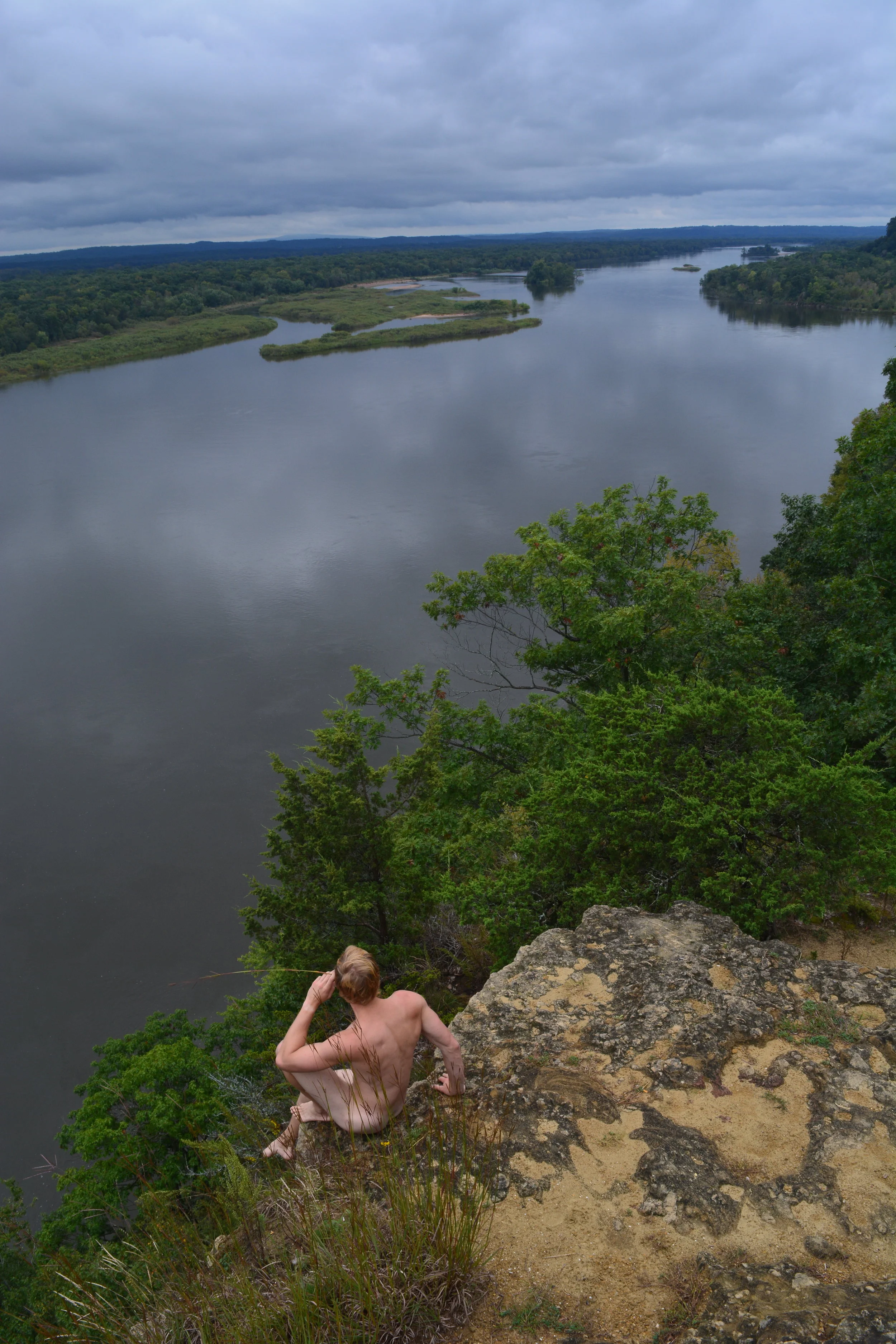 Tweedy Cliff Sit.JPG