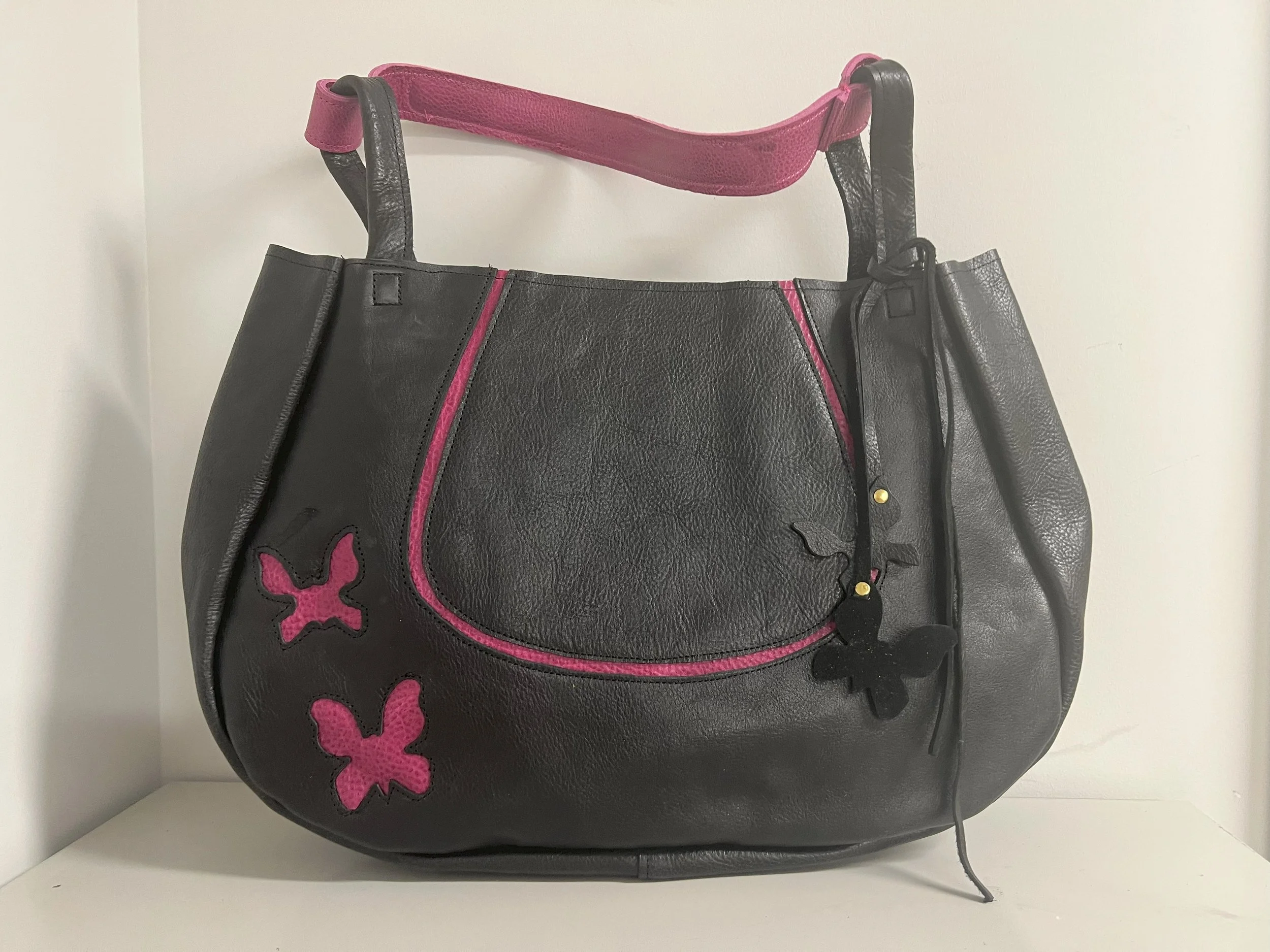 Black-pink butterflies.jpg