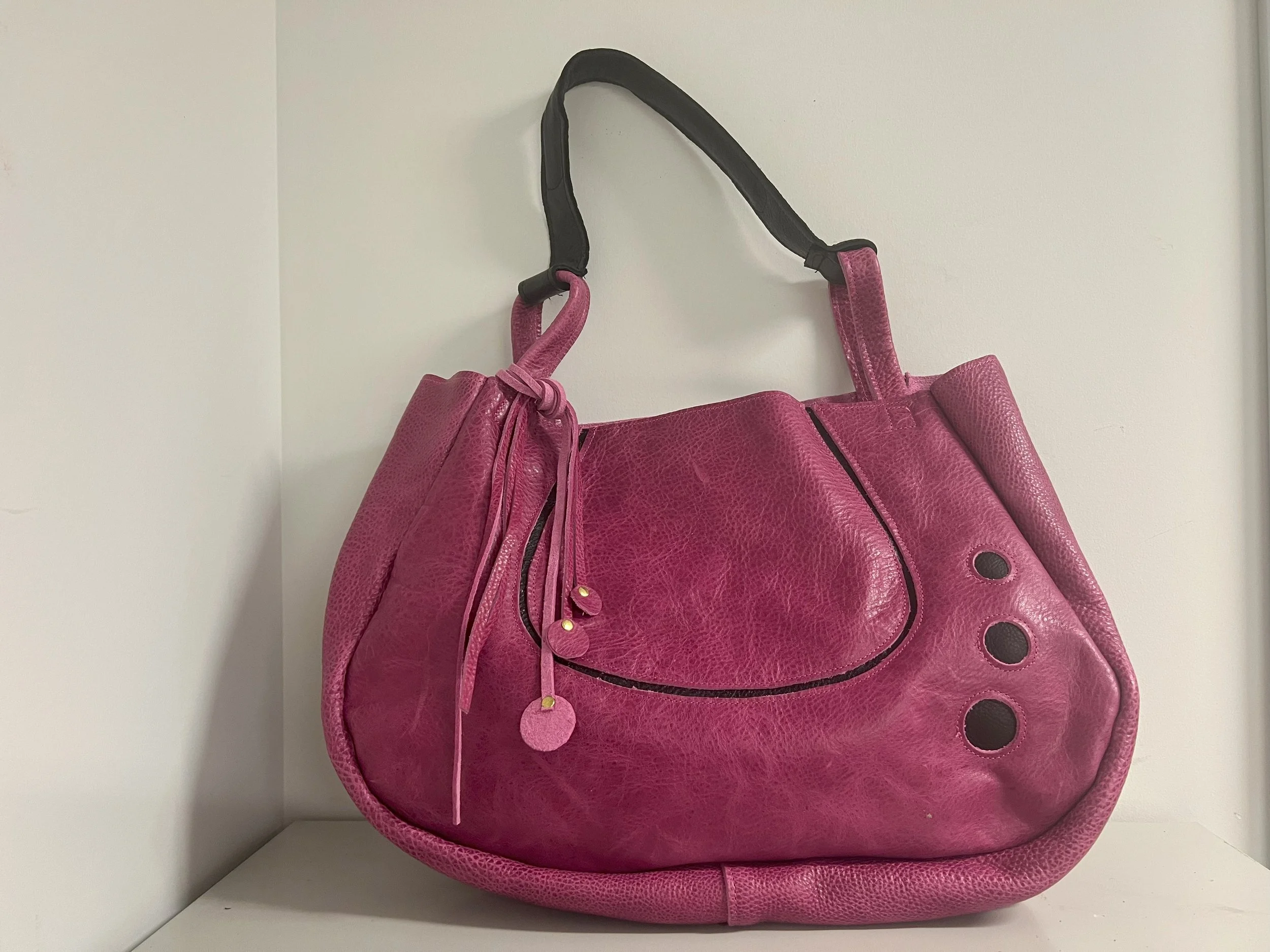 Pink-black circles.jpg