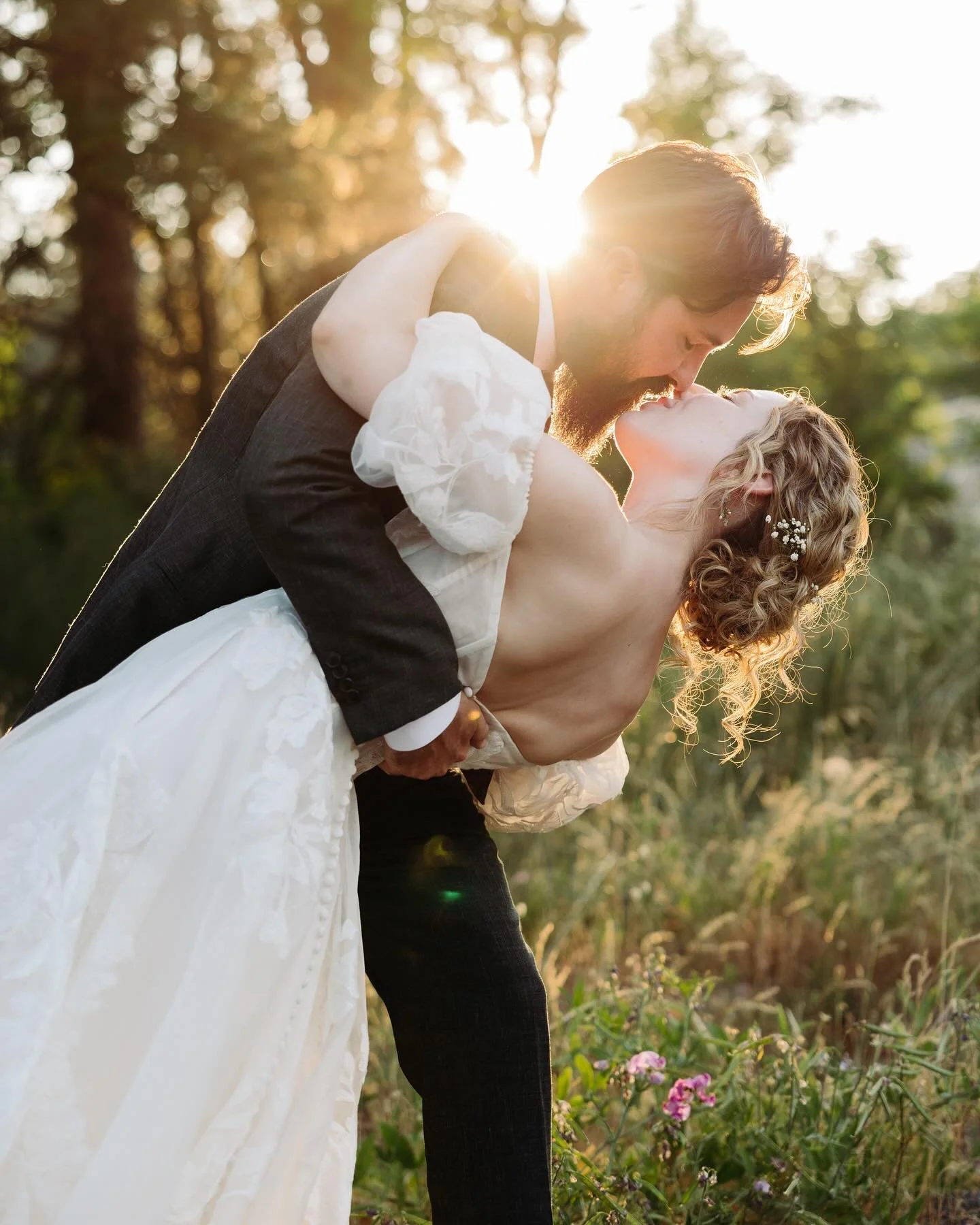 &ldquo;True love is something else entirely. It is when the rest of the world goes quiet. It is not eyes that meet, but souls that dance. Settle into each other. Make room for each other. Until there is nowhere else to hide.&rdquo;

#bridgerton #wedd