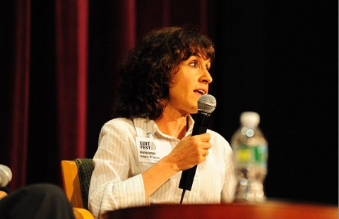Moderating the panel Photos by Tilt Photo .
