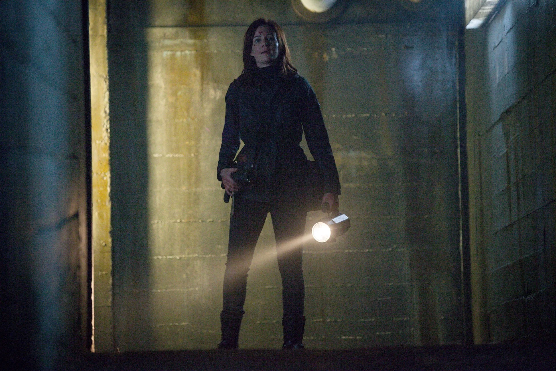 Kate (Carla Gugino) in the “Cycle” season finale episode of Wayward Pines