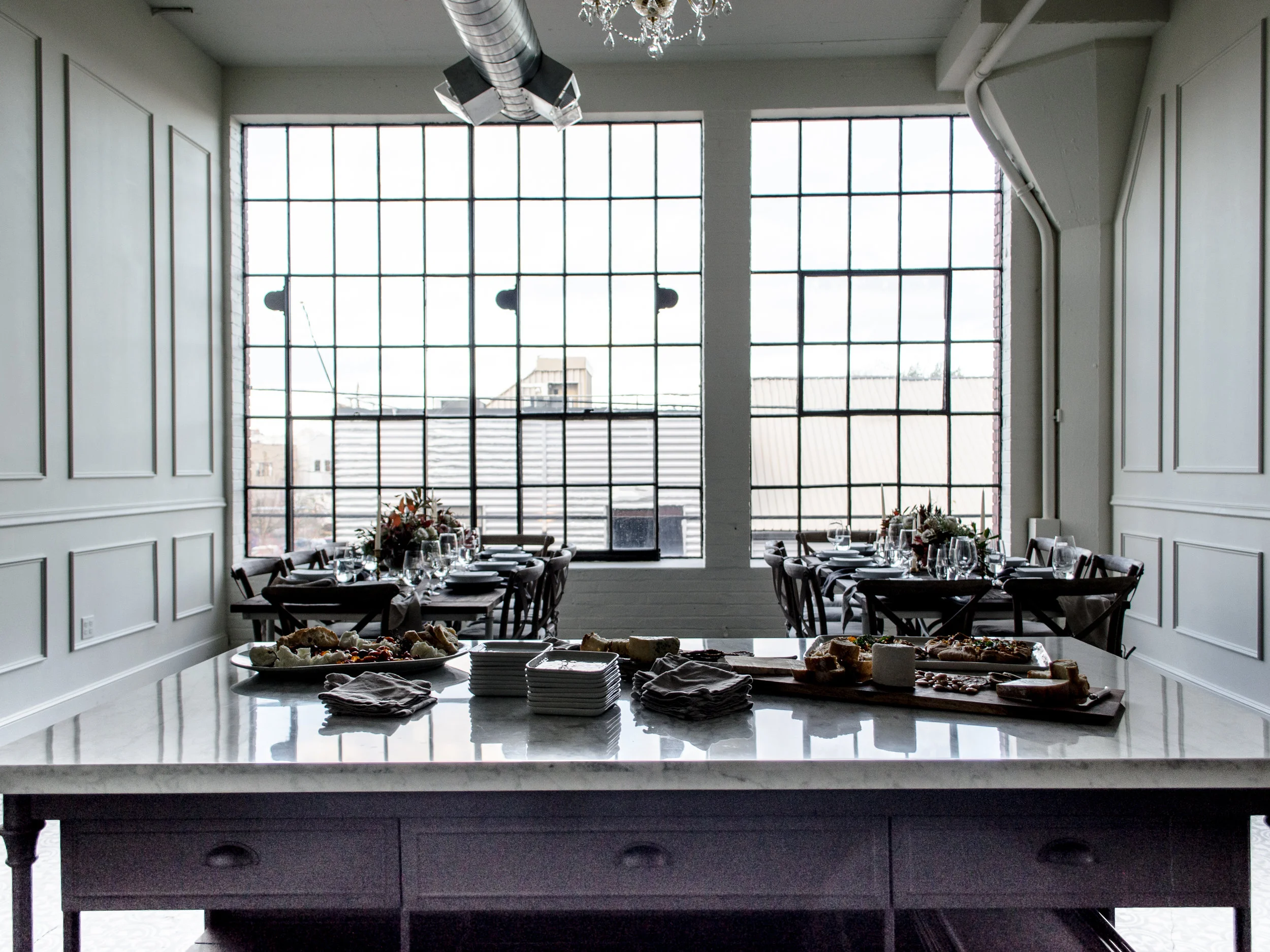 Tendue-Friendsgiving -10.jpg