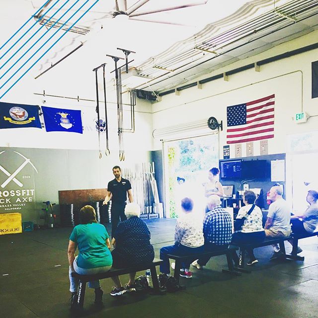 Seniors learning mobility from Dr. Dickerson at @crossfitpickaxe 💪🏼🧓🏻#crossfit #mobility #workshop #expandyourradius #workshop #alwayslearning