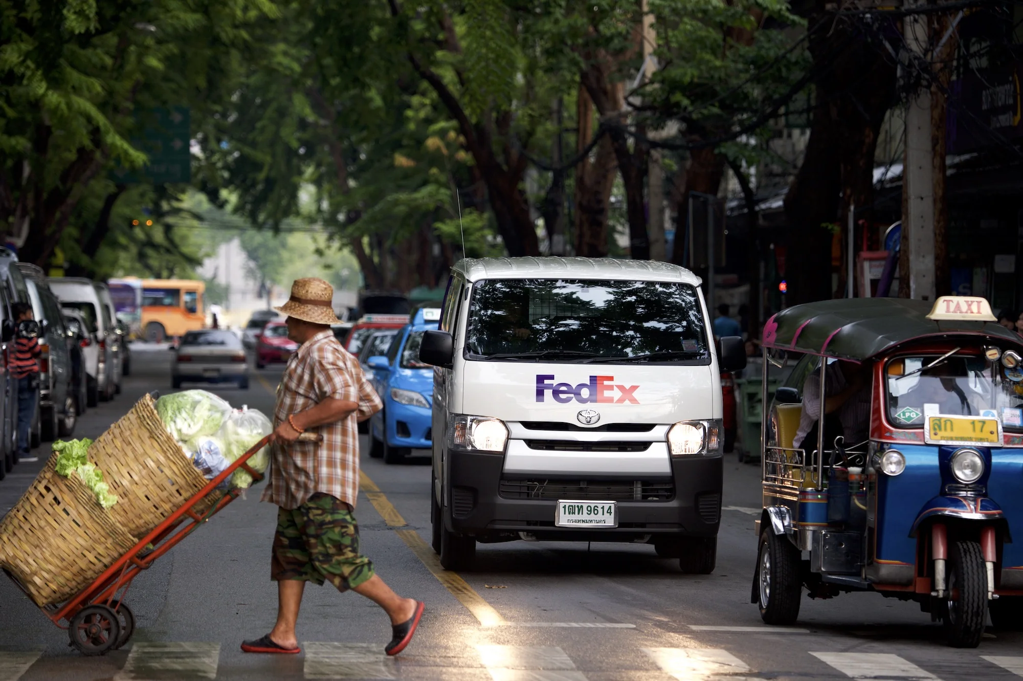 BKK fedex_005.jpg