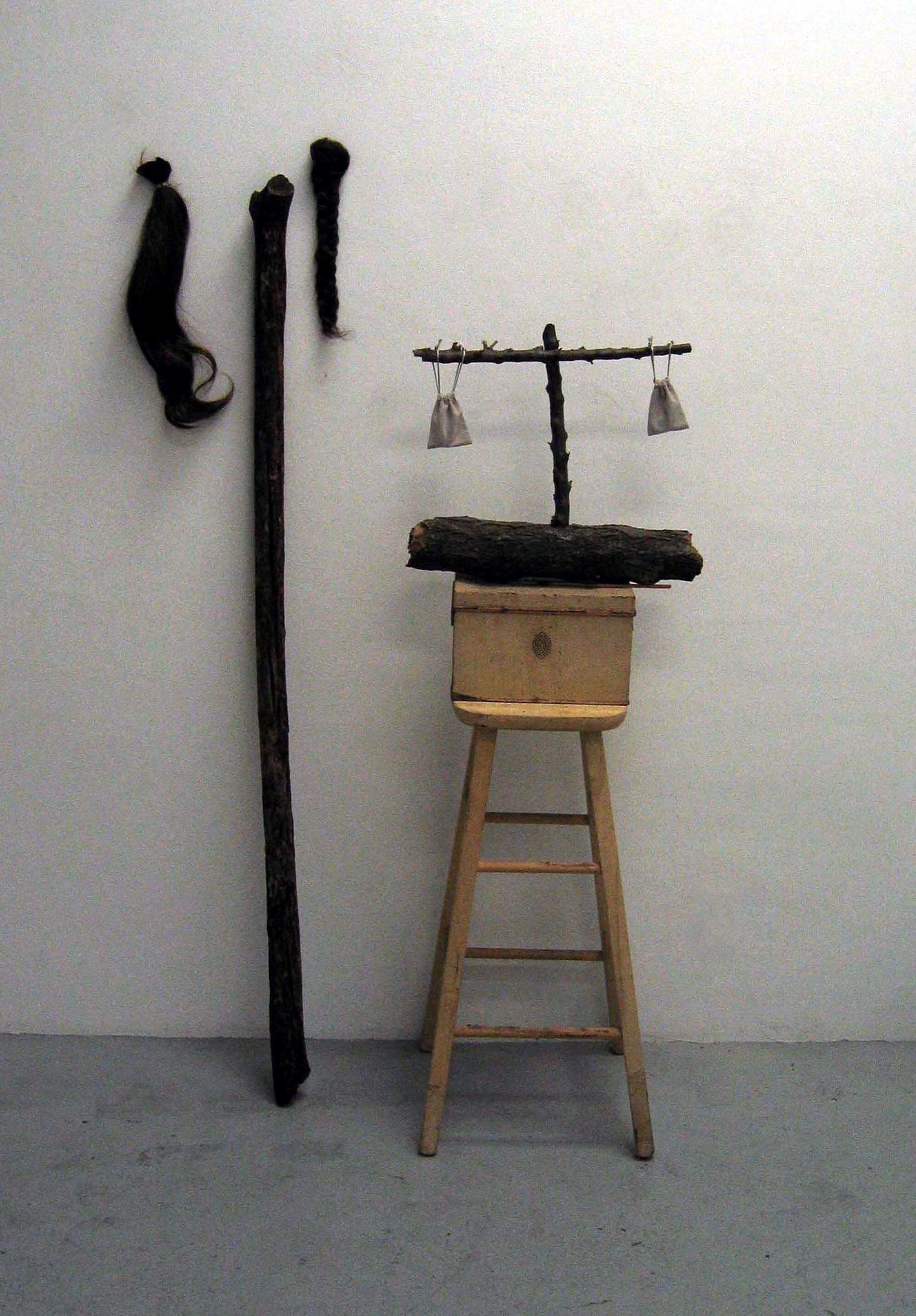 Delicate Balance, Limb