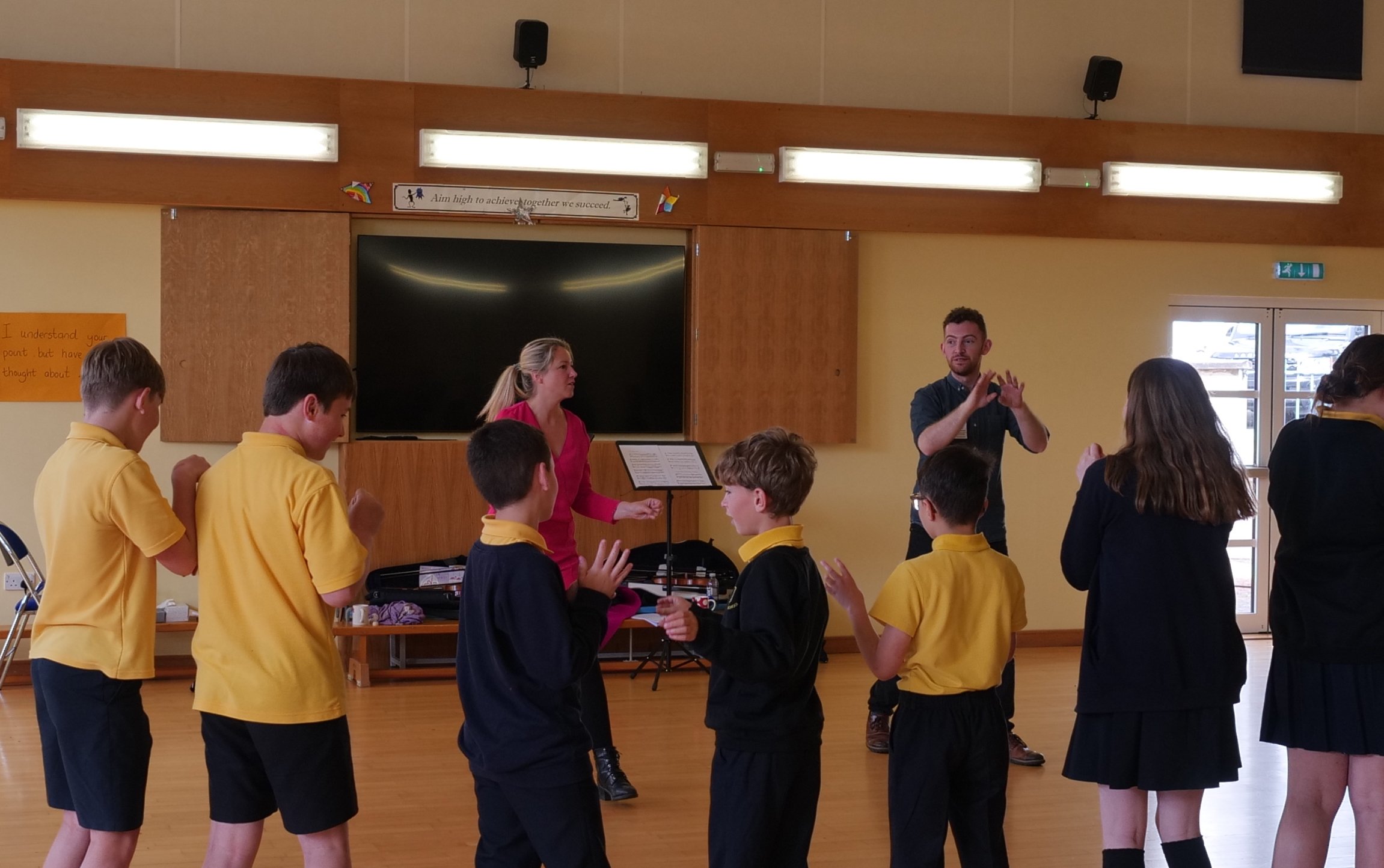 2023.05.10 Harriet Mackenzie cropped delivering Makaton signing St Clements.jpeg