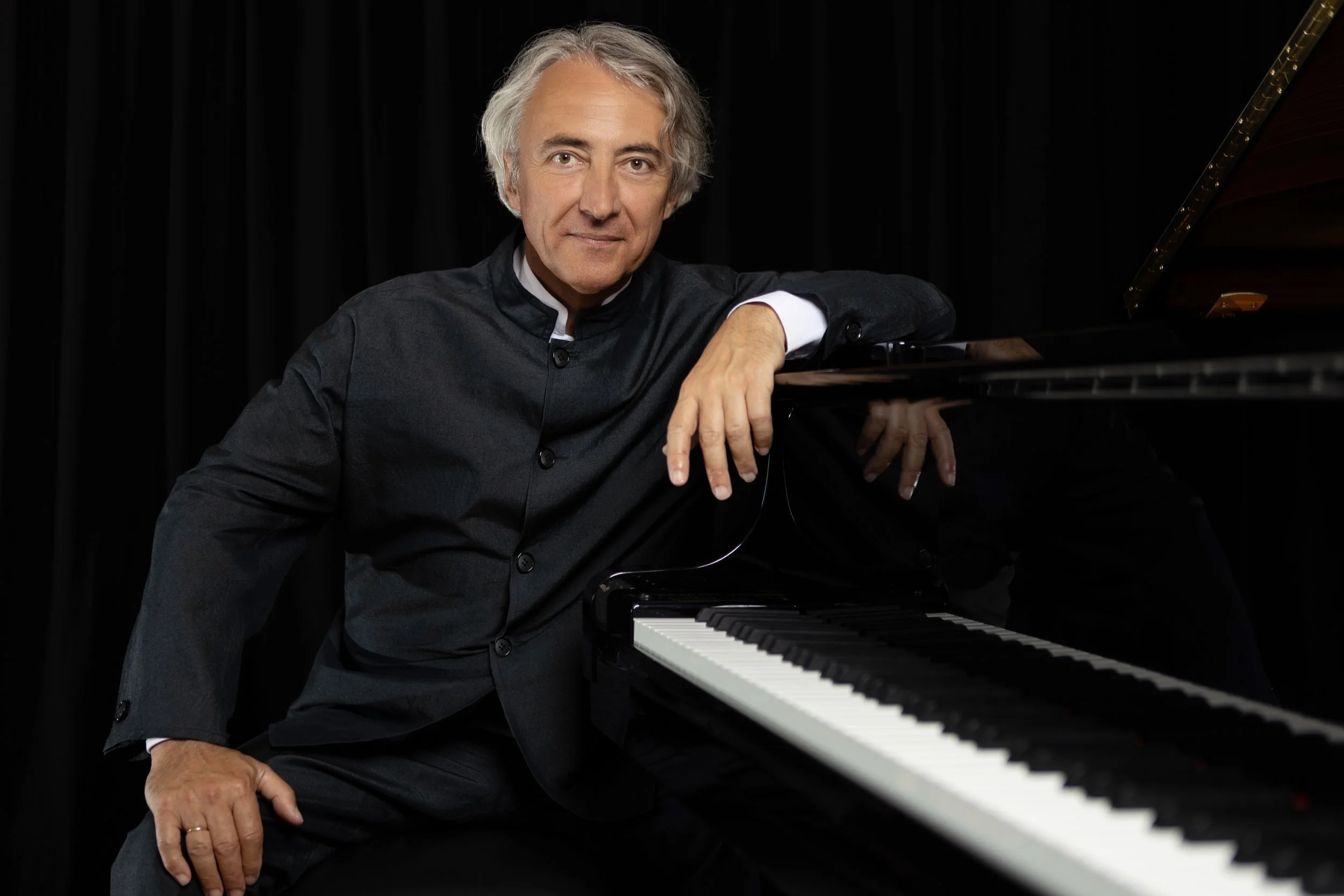 Jean-Efflam Bavouzet