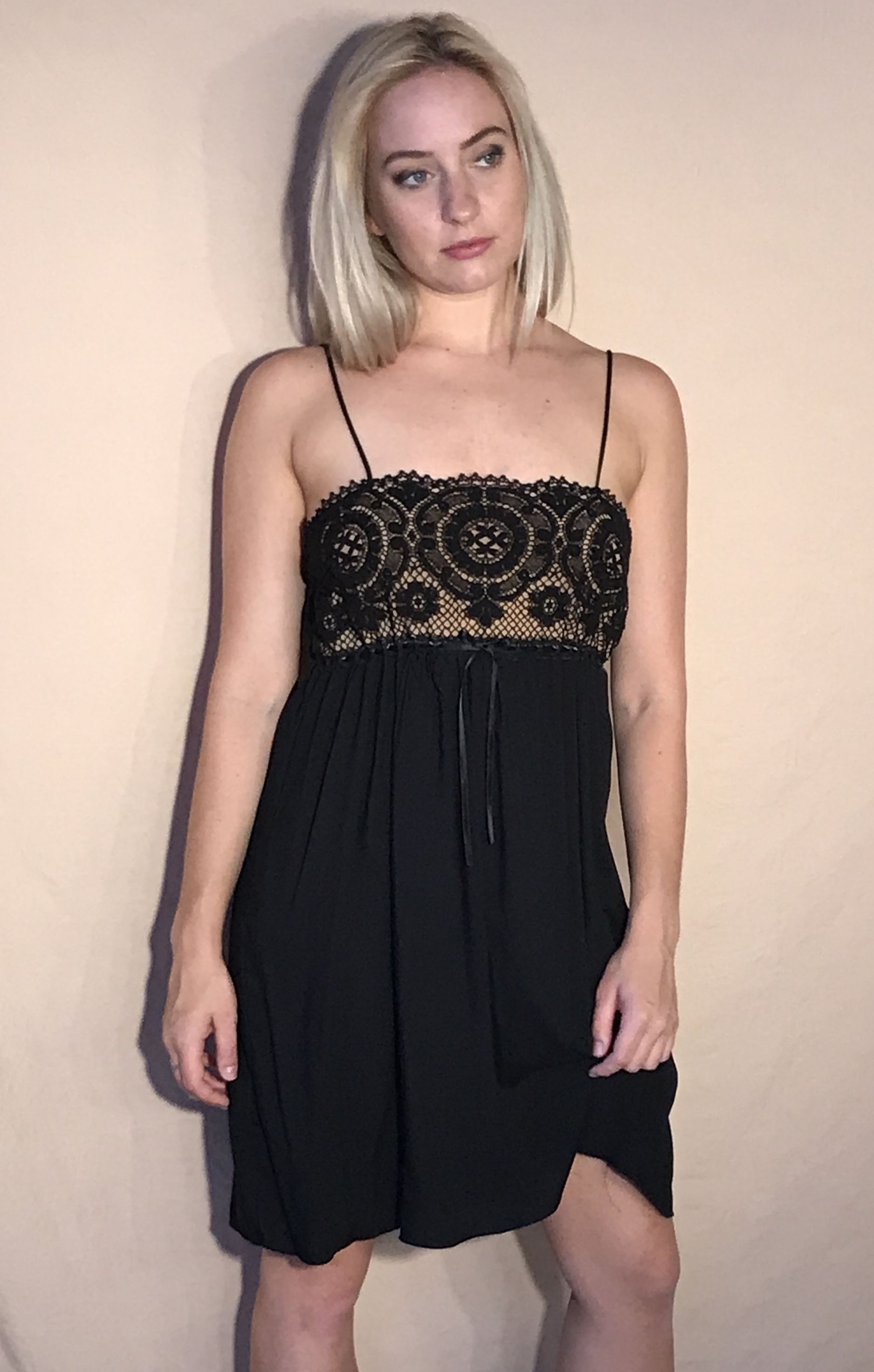 CLUNY LACE DRESS                                           SBD-502-R BK